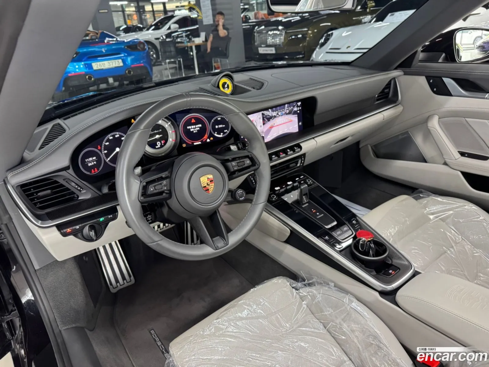 Porsche 911 2023 — 8