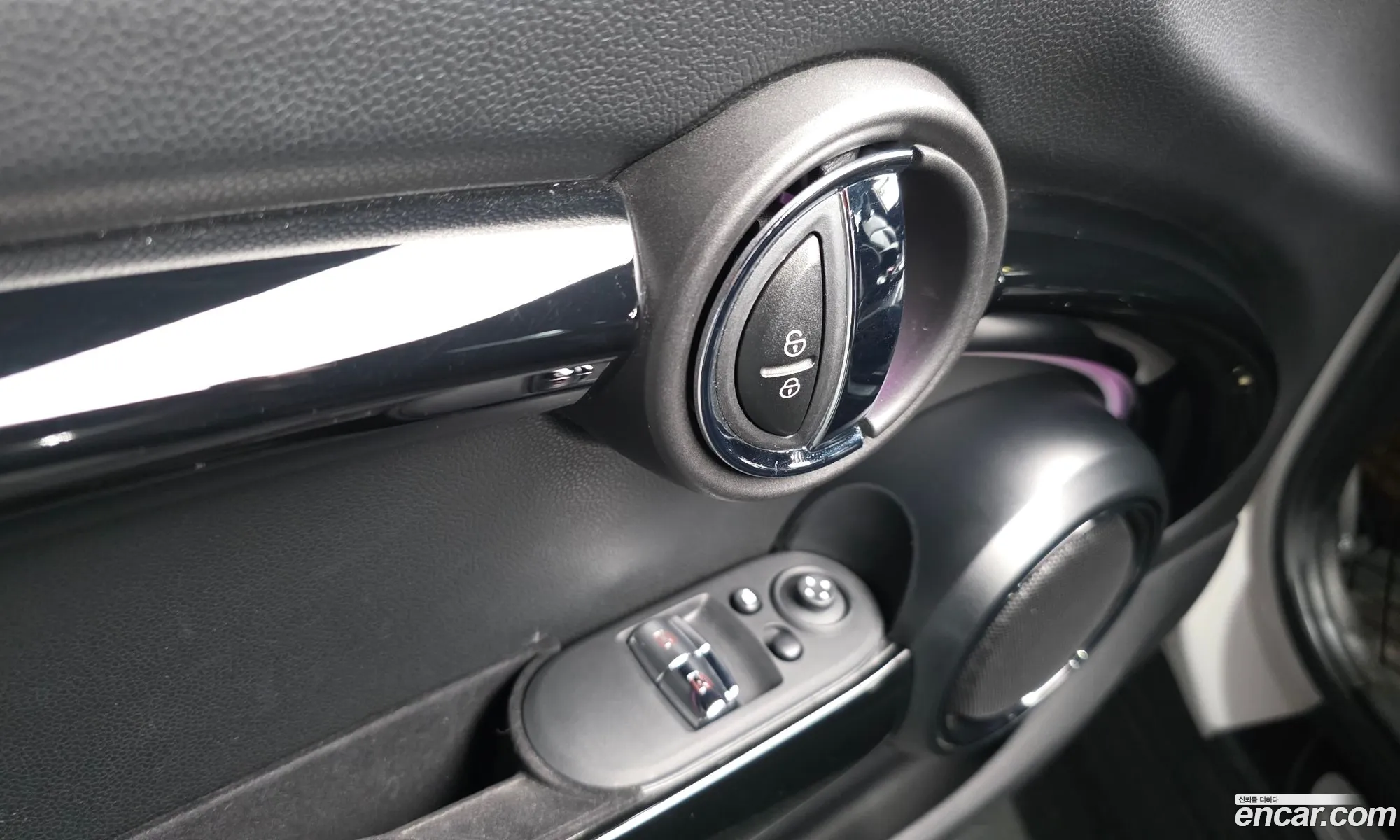 Mini Cooper Electric 2023 — 29