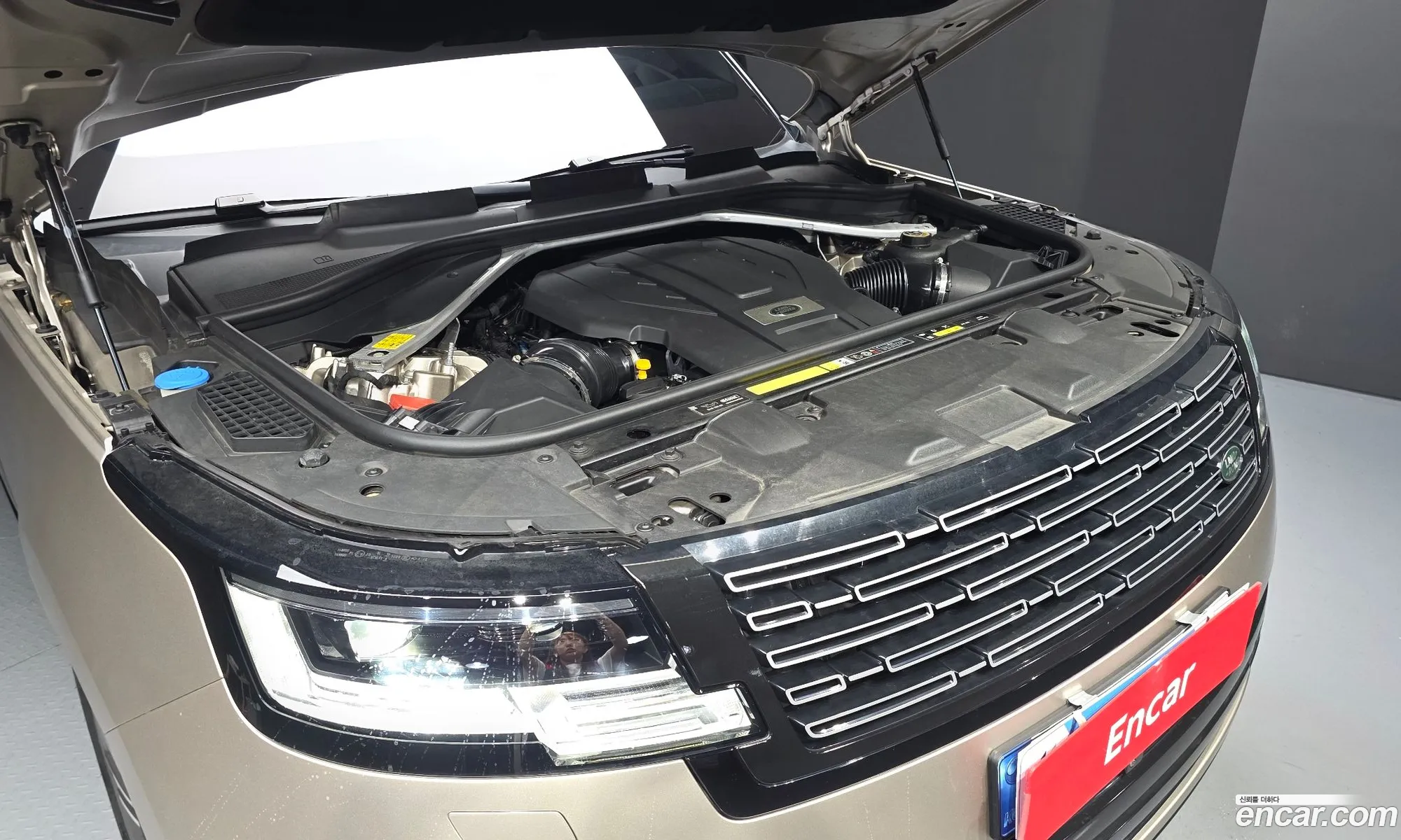 Land Rover Range Rover 2022 SALKABB75PA025808 — 11