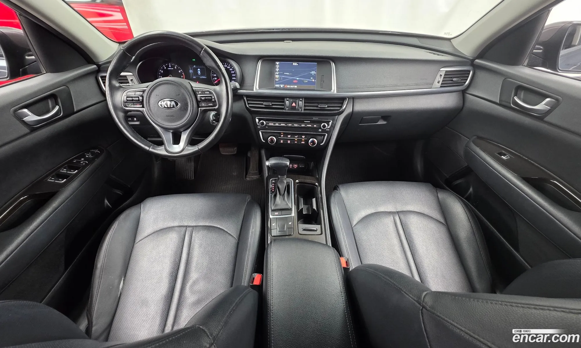 Kia K5 2016 — 2
