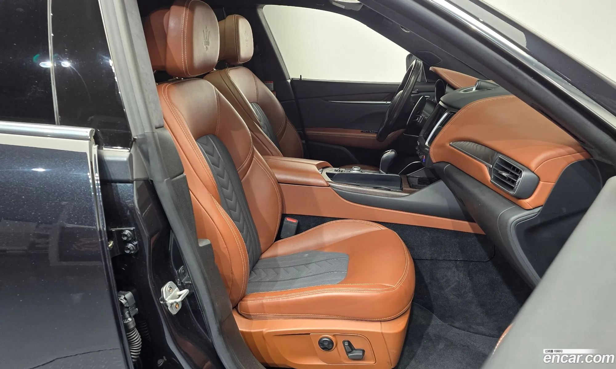 Maserati Levante 2018 ZN661XUG5JX305279 — 24