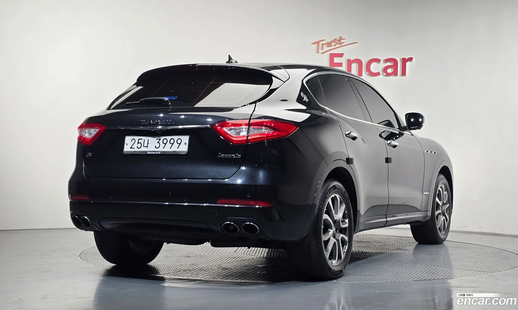 Maserati Levante 2018 ZN661XUG5JX305279 — 16