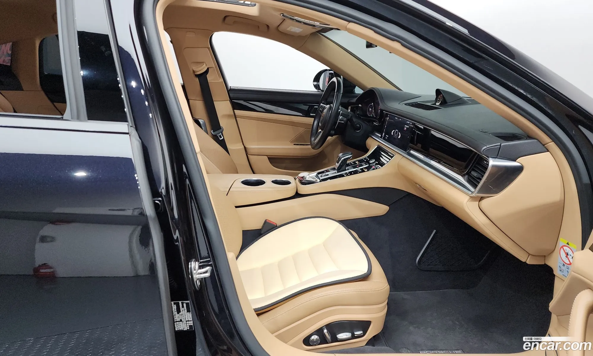Porsche Panamera 2018 11111111111111111 — 10