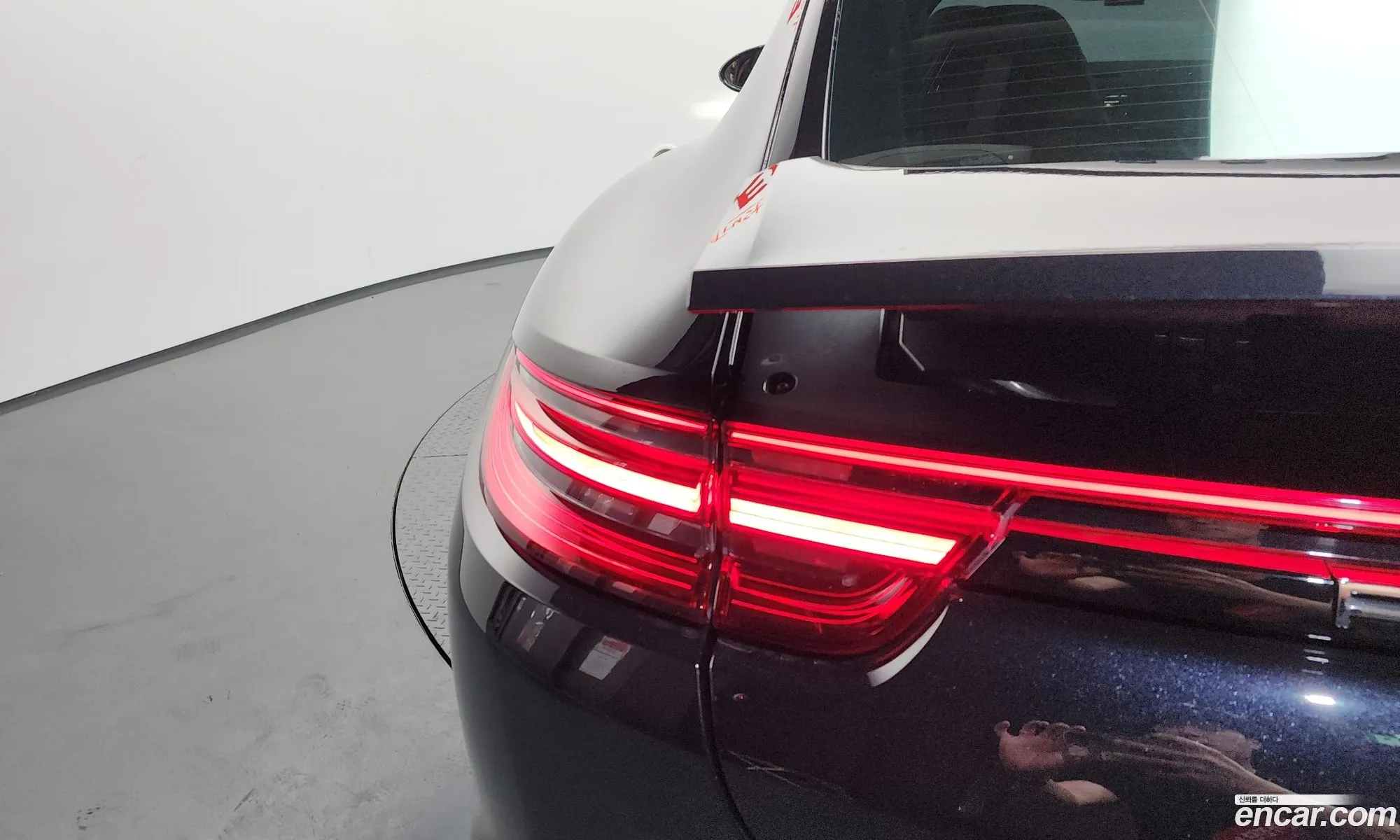 Porsche Panamera 2018 11111111111111111 — 14