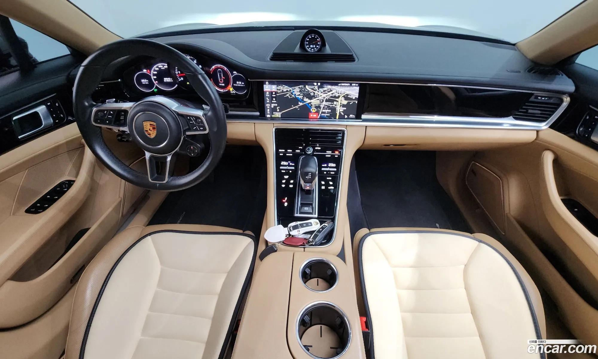 Porsche Panamera 2018 11111111111111111 — 26