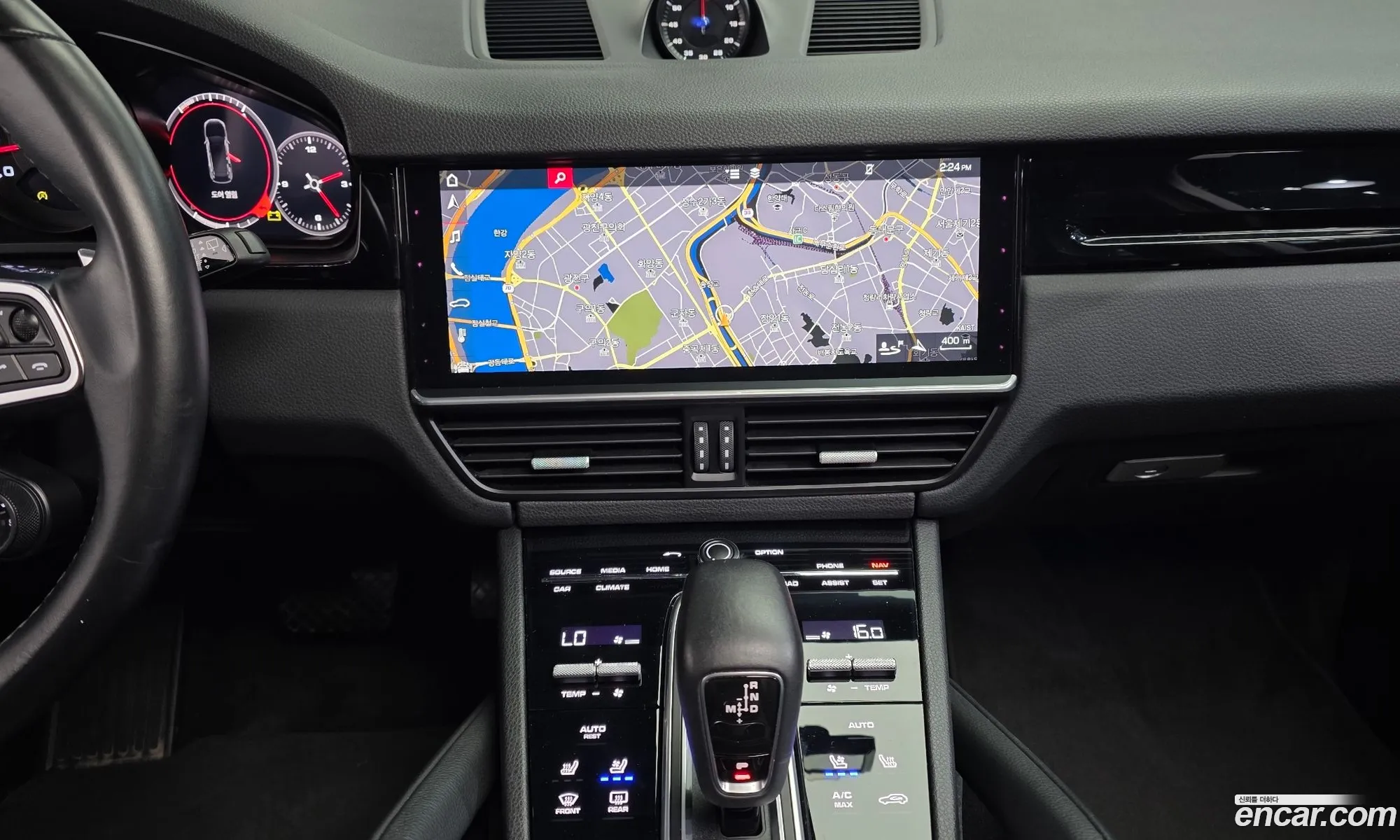 Porsche Cayenne 2019 — 19