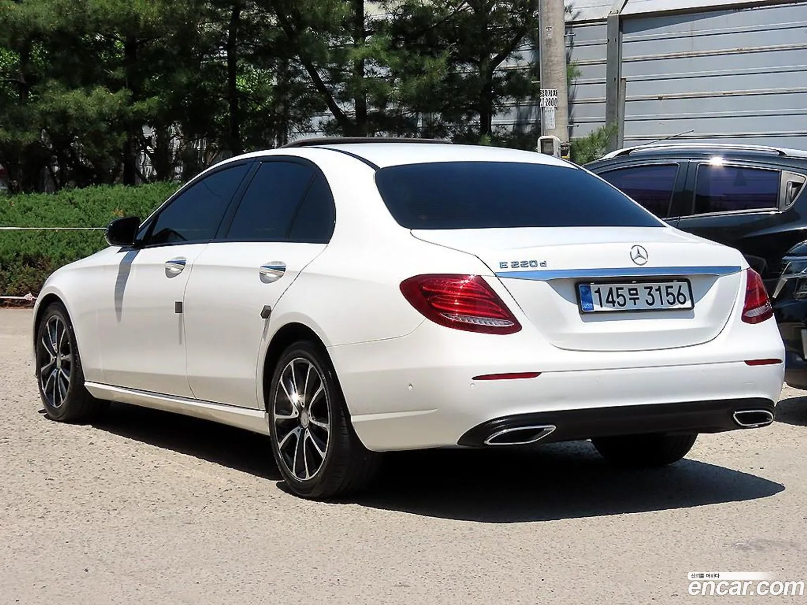 Mercedes-Benz E-Class W213 2017 — 3
