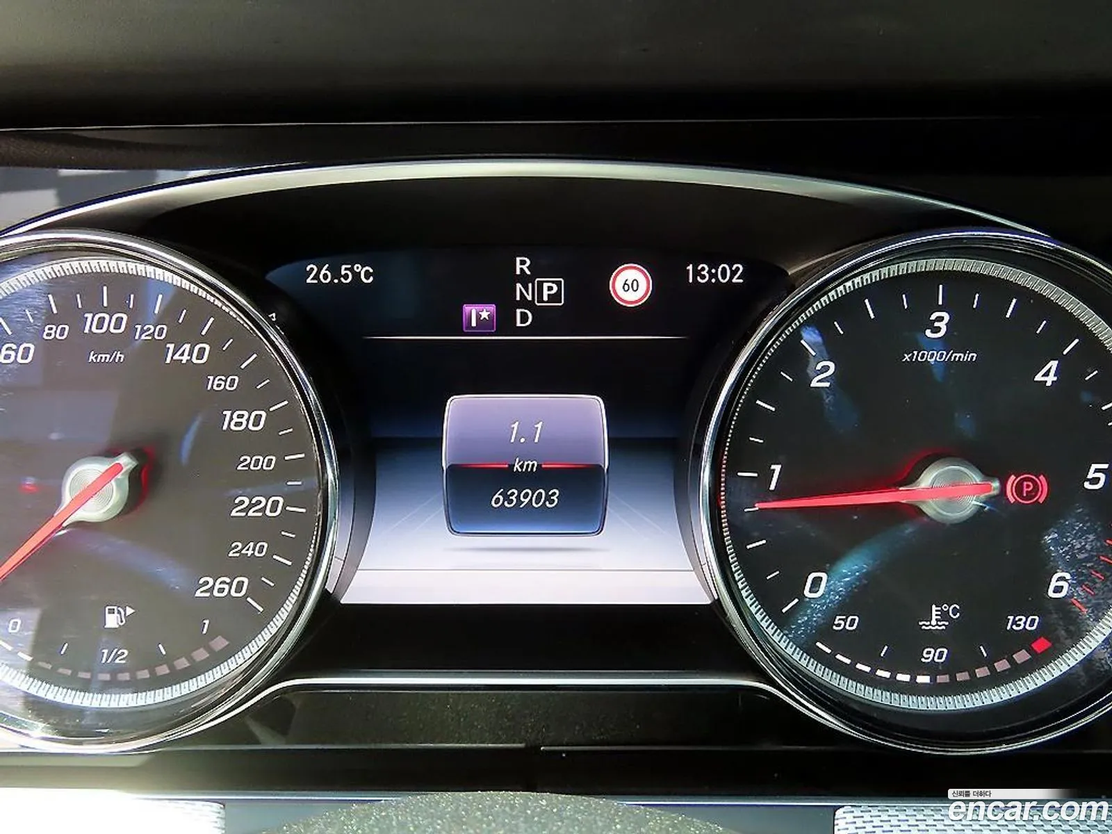 Mercedes-Benz E-Class W213 2017 — 18
