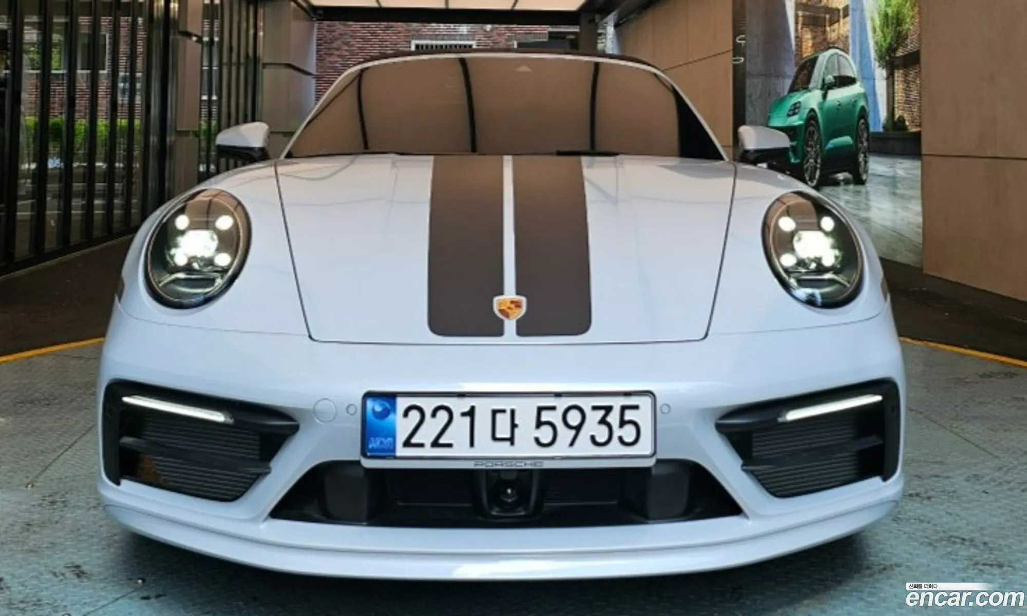 Porsche 911 2024 — 8