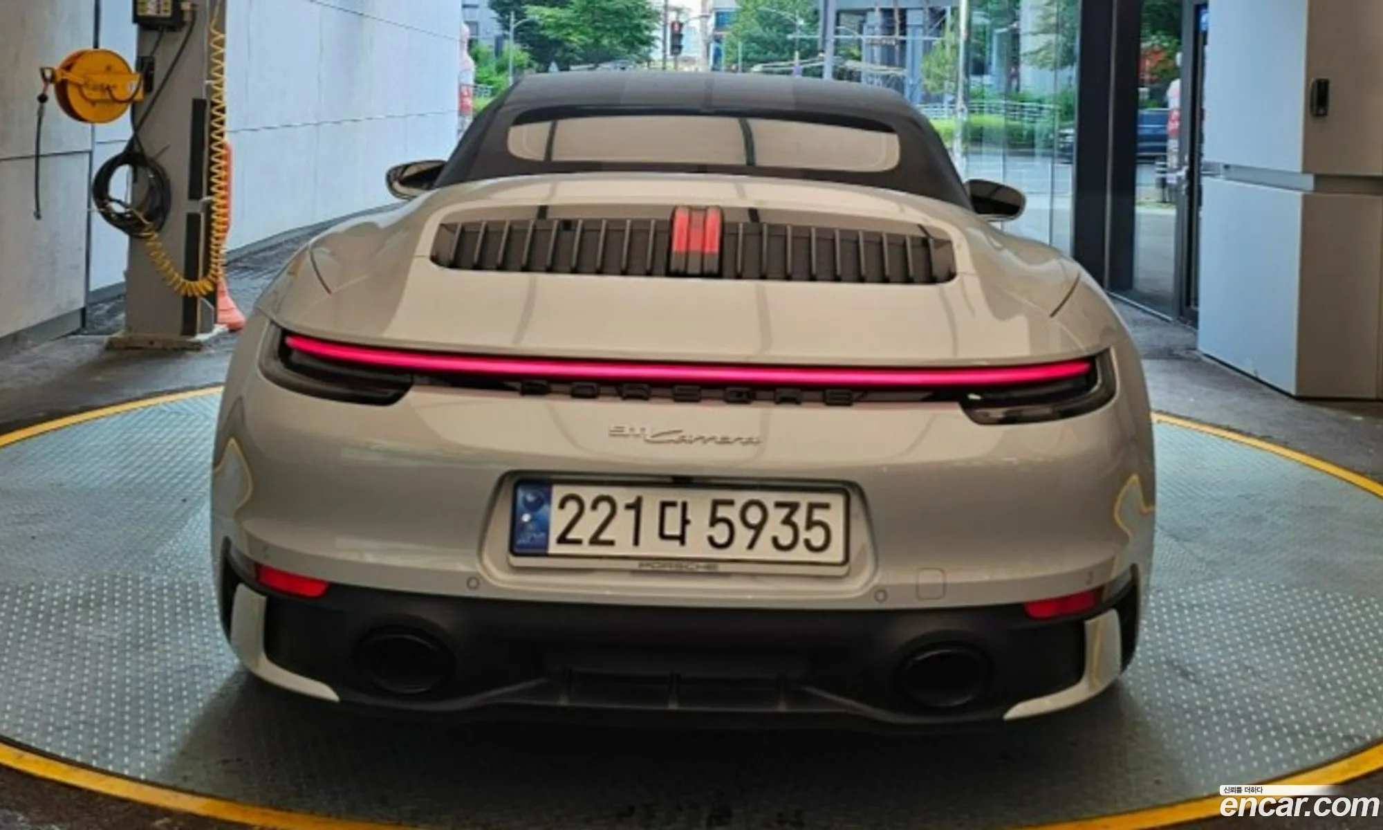 Porsche 911 2024 — 10