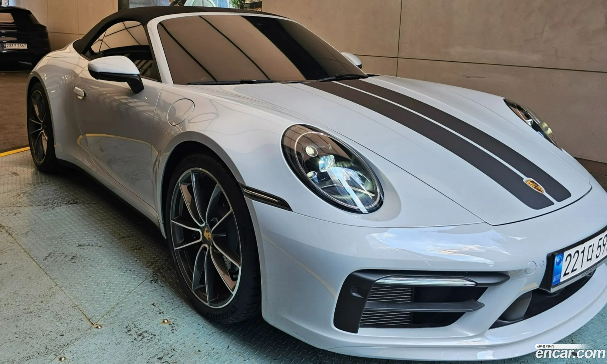 Porsche 911 2024 — 12