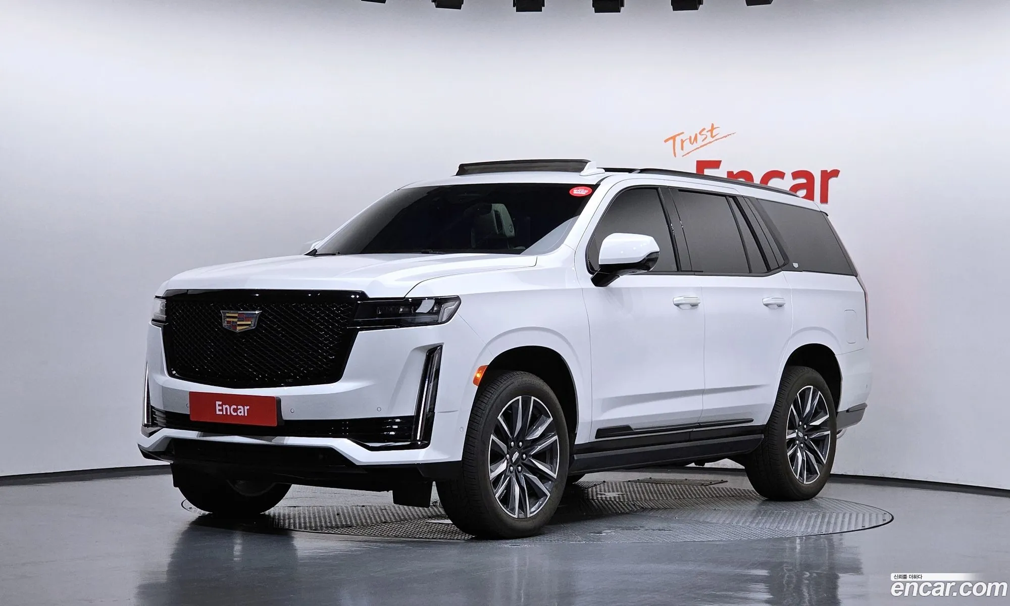 Cadillac Escalade 2023 — 25