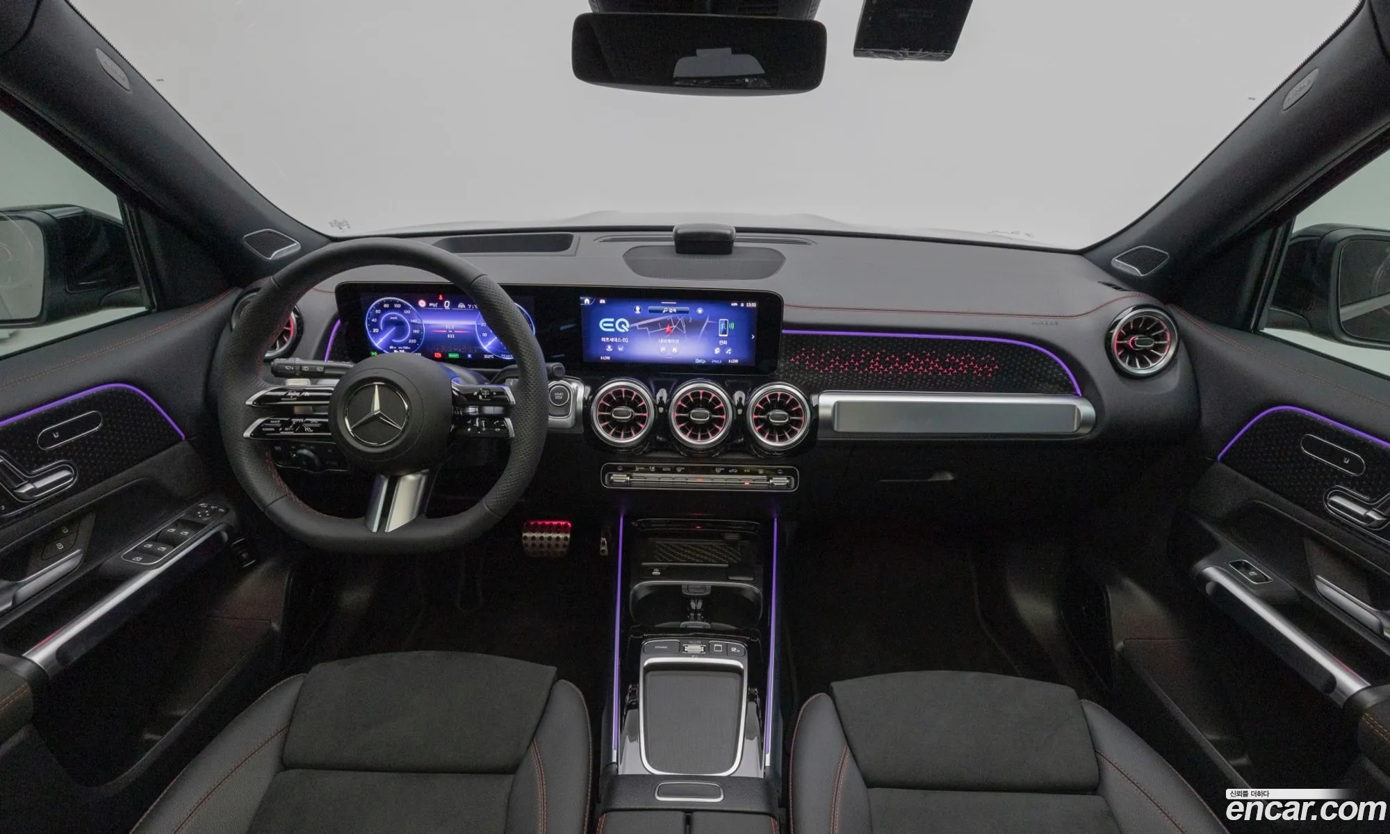 Mercedes-Benz EQB X243 2025 — 19
