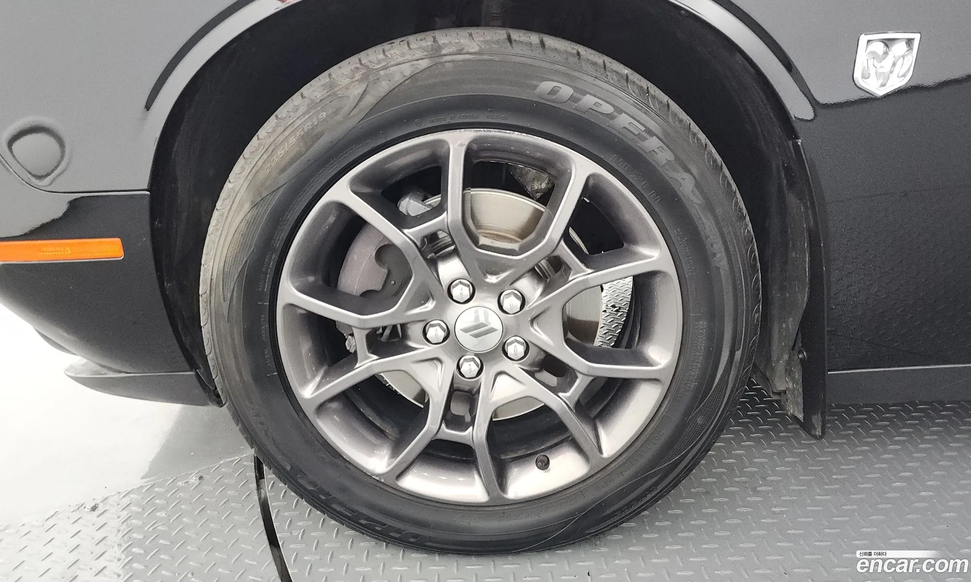 Dodge Challenger 2018 2C3CDZGG3JH316129 — 12
