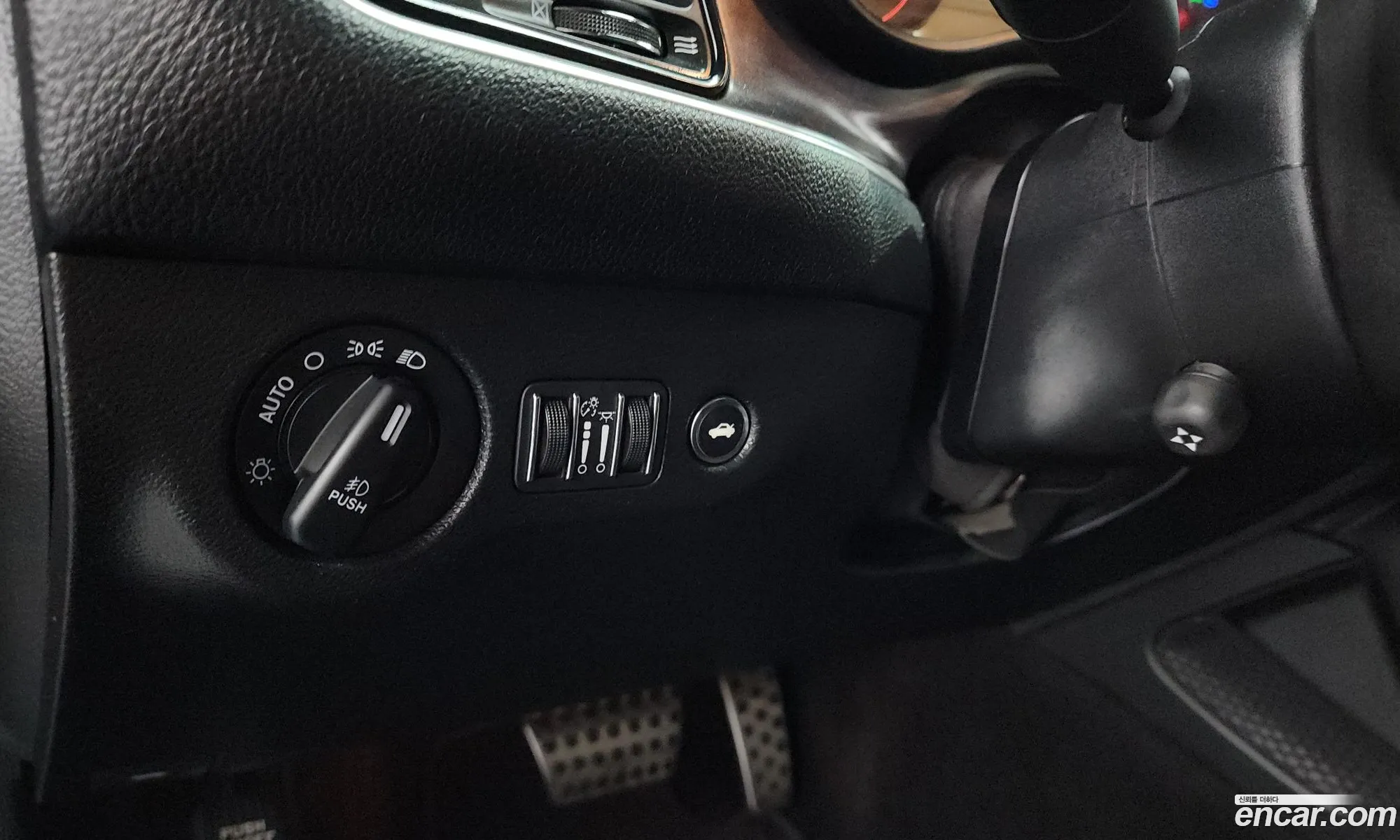 Dodge Challenger 2018 2C3CDZGG3JH316129 — 18