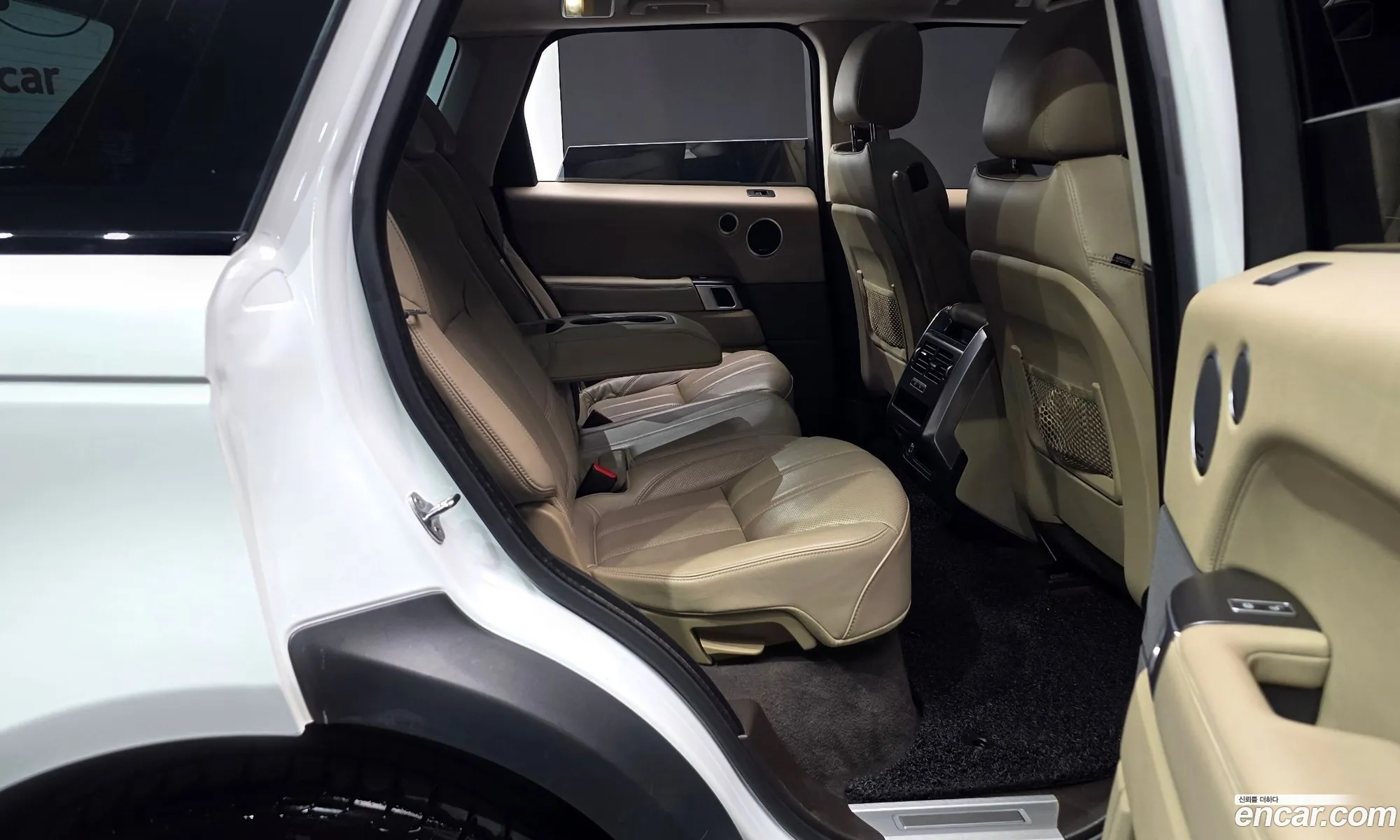 Land Rover Range Rover Sport 2015 — 16