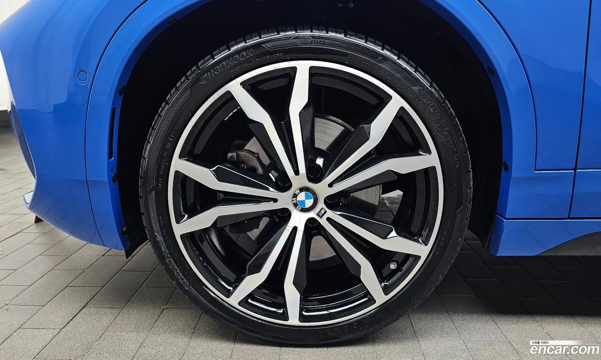 BMW X2 2019 WBAYJ5107KEF55951 — 31