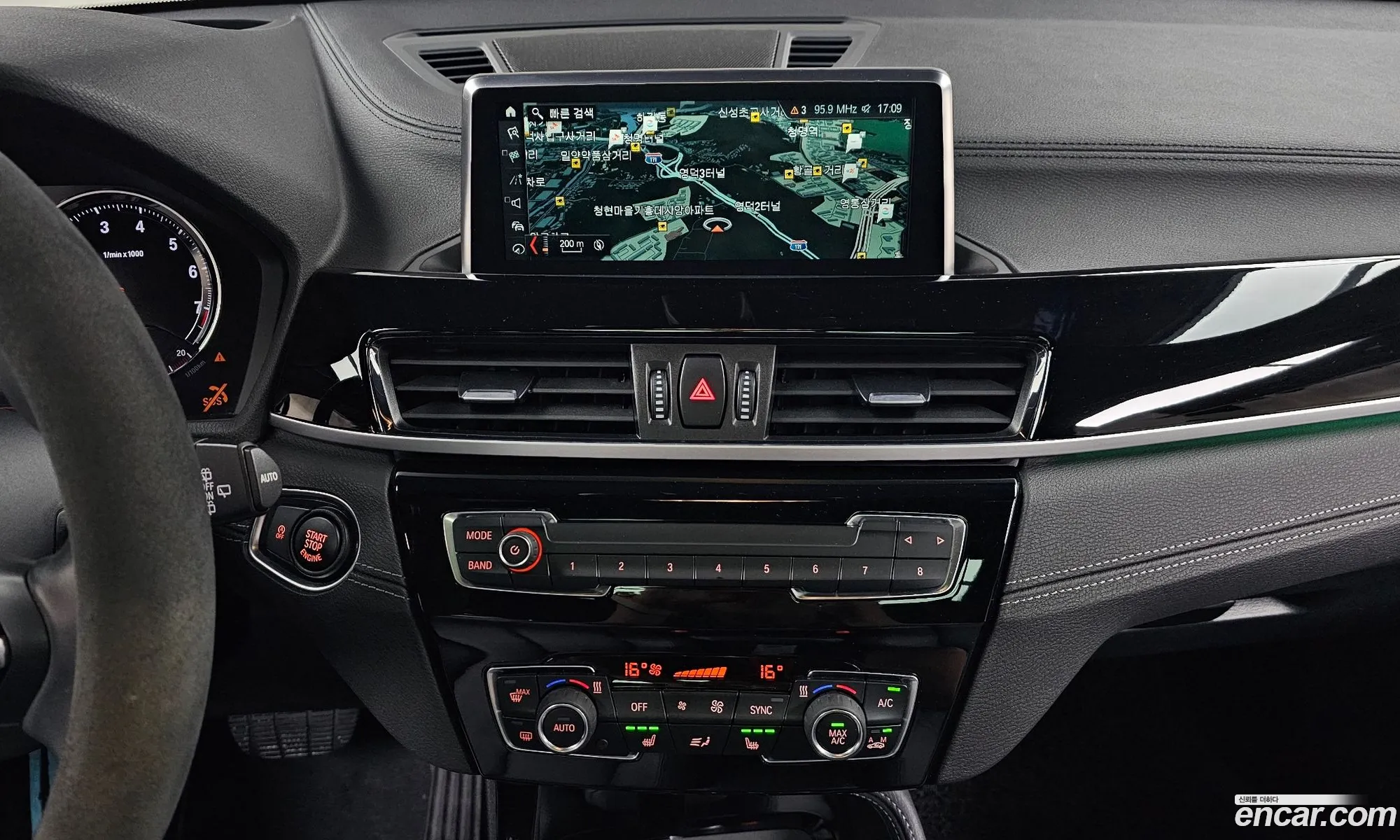 BMW X2 2019 WBAYJ5107KEF55951 — 27