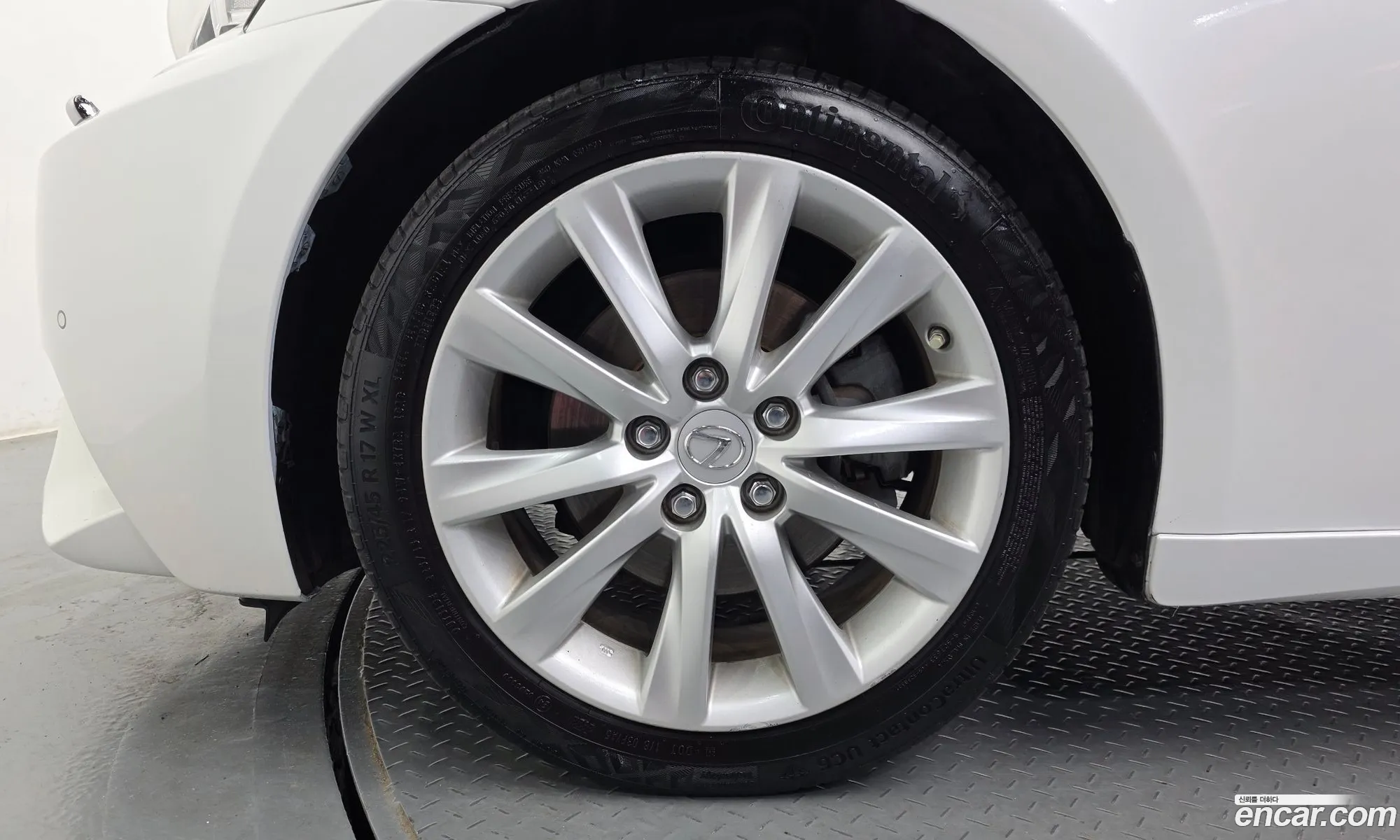 Lexus IS250 2014 — 10