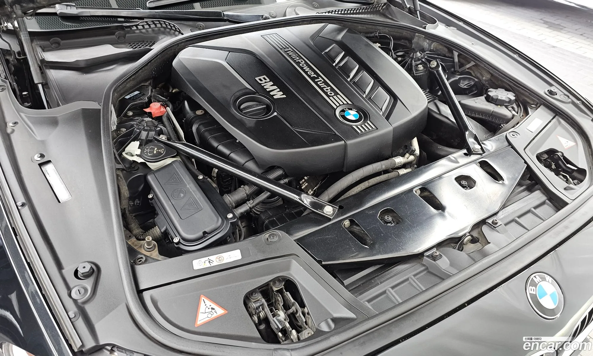 BMW 5 Series 2013 — 18
