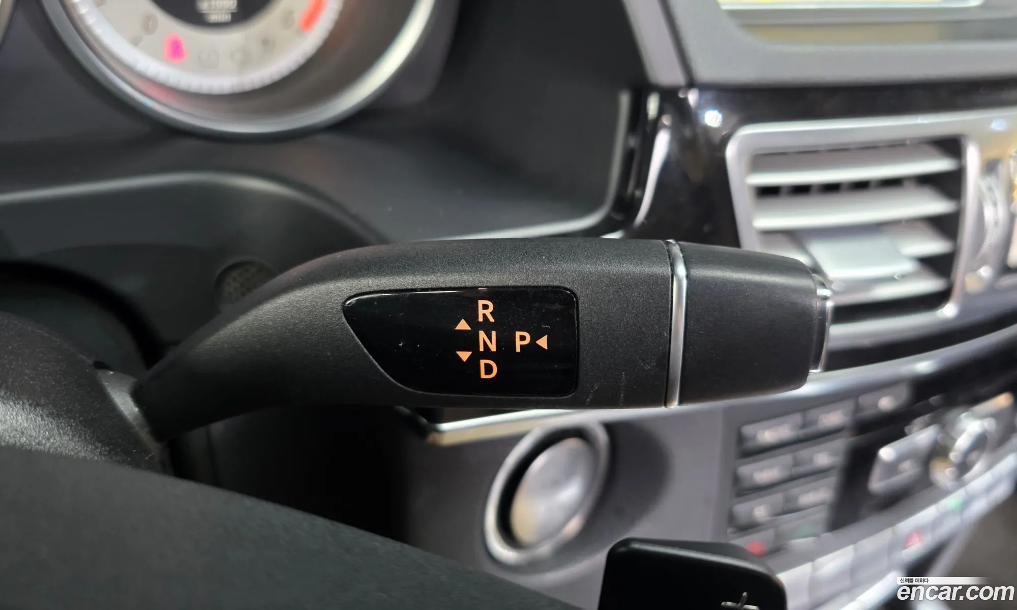 Mercedes-Benz E-Class W212 2014 WDDHF8CB3EB002226 — 20