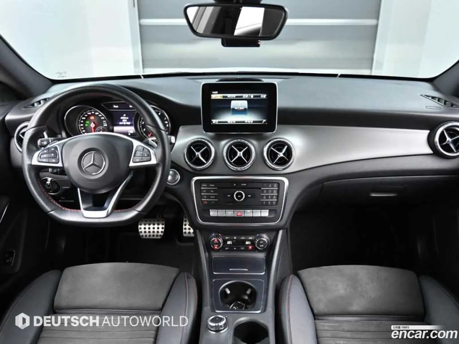 Mercedes-Benz CLA-Class C117 2018 — 20