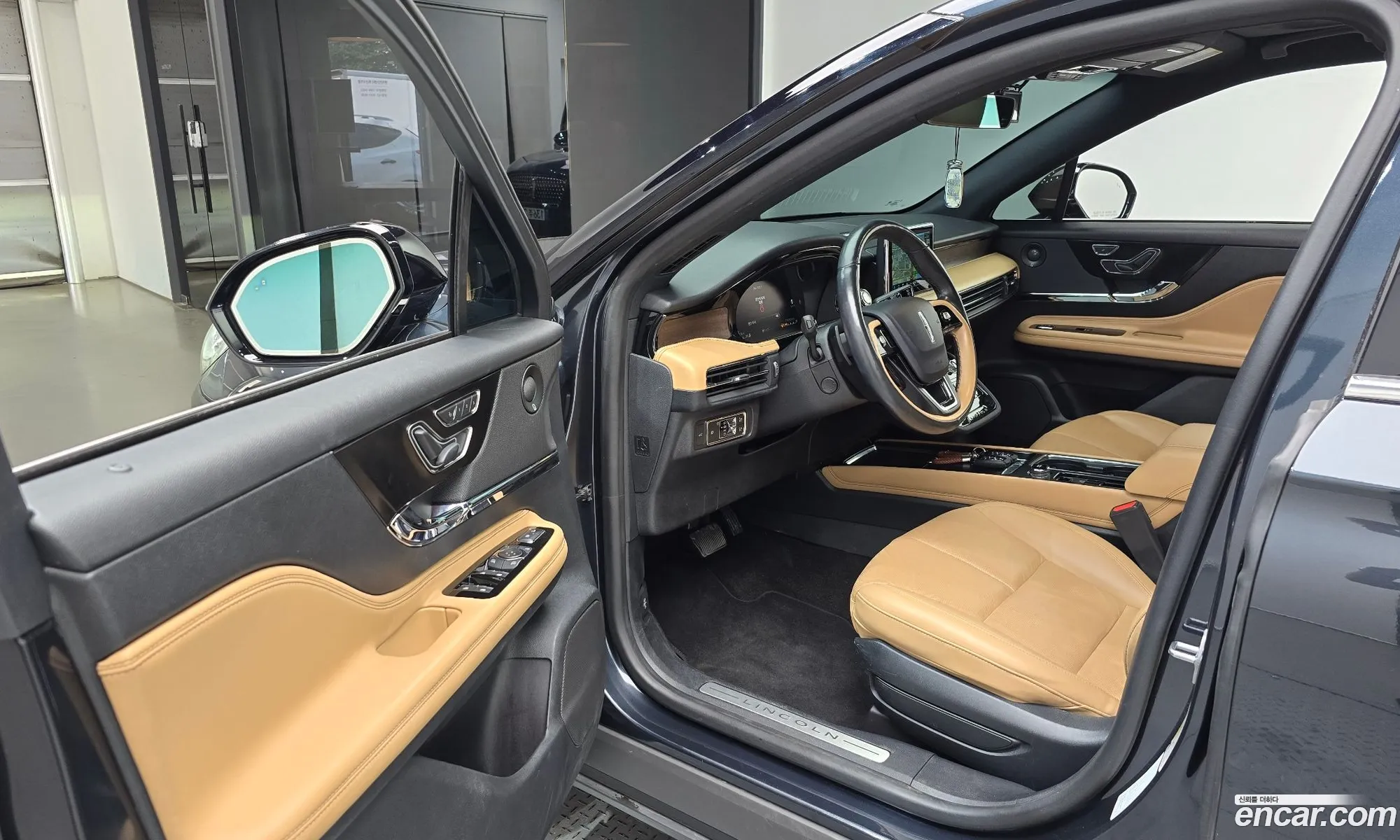 Lincoln Corsair 2021 — 20