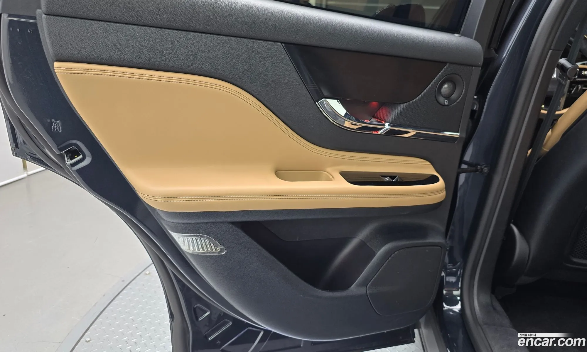 Lincoln Corsair 2021 — 6