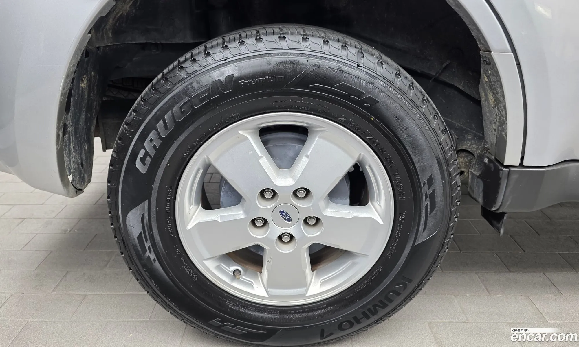 Ford Escape 2011 — 10