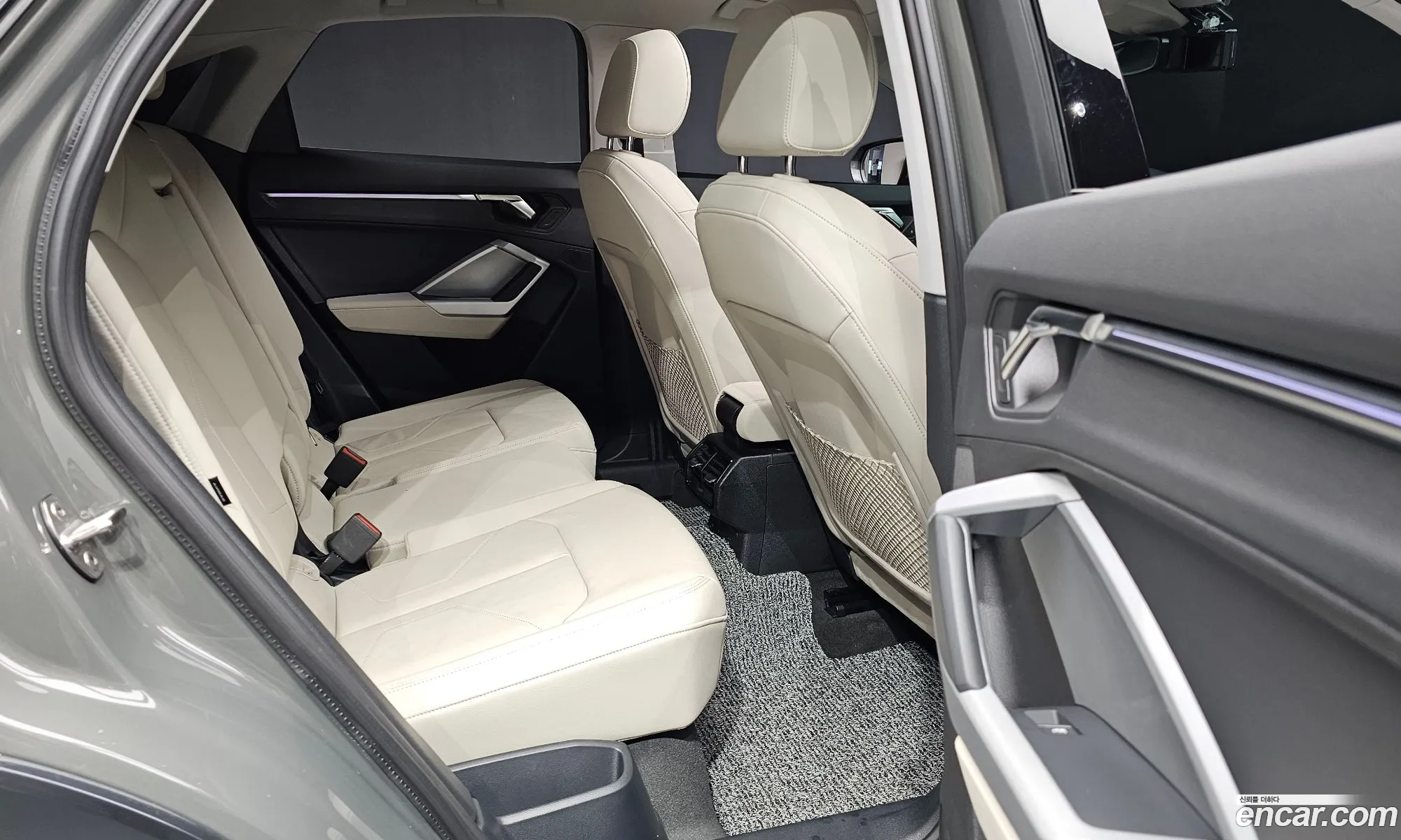 Audi Q3 2023 WAUZZZF30R1005898 — 6