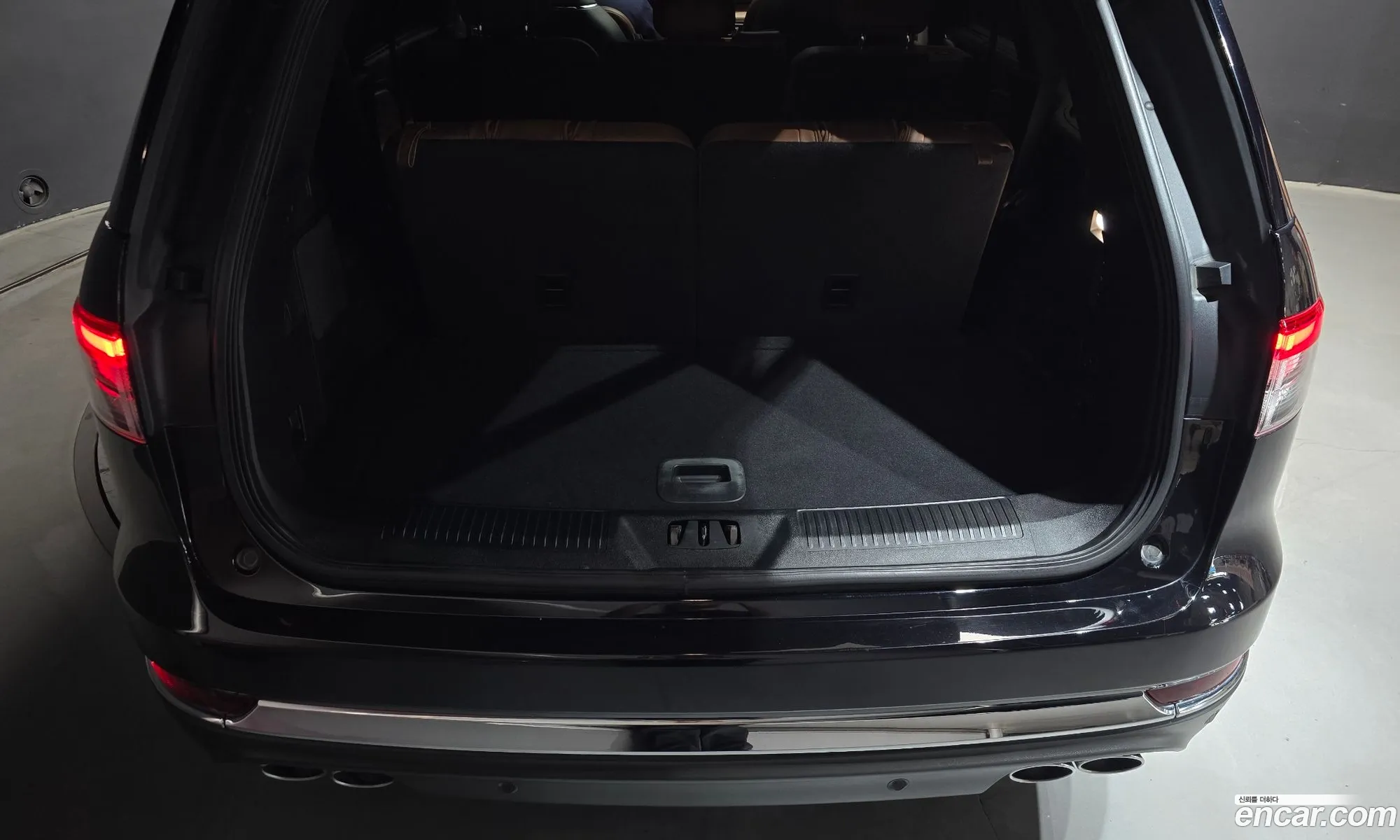 Lincoln Aviator 2022 5LM5J7XC1NGL16557 — 12