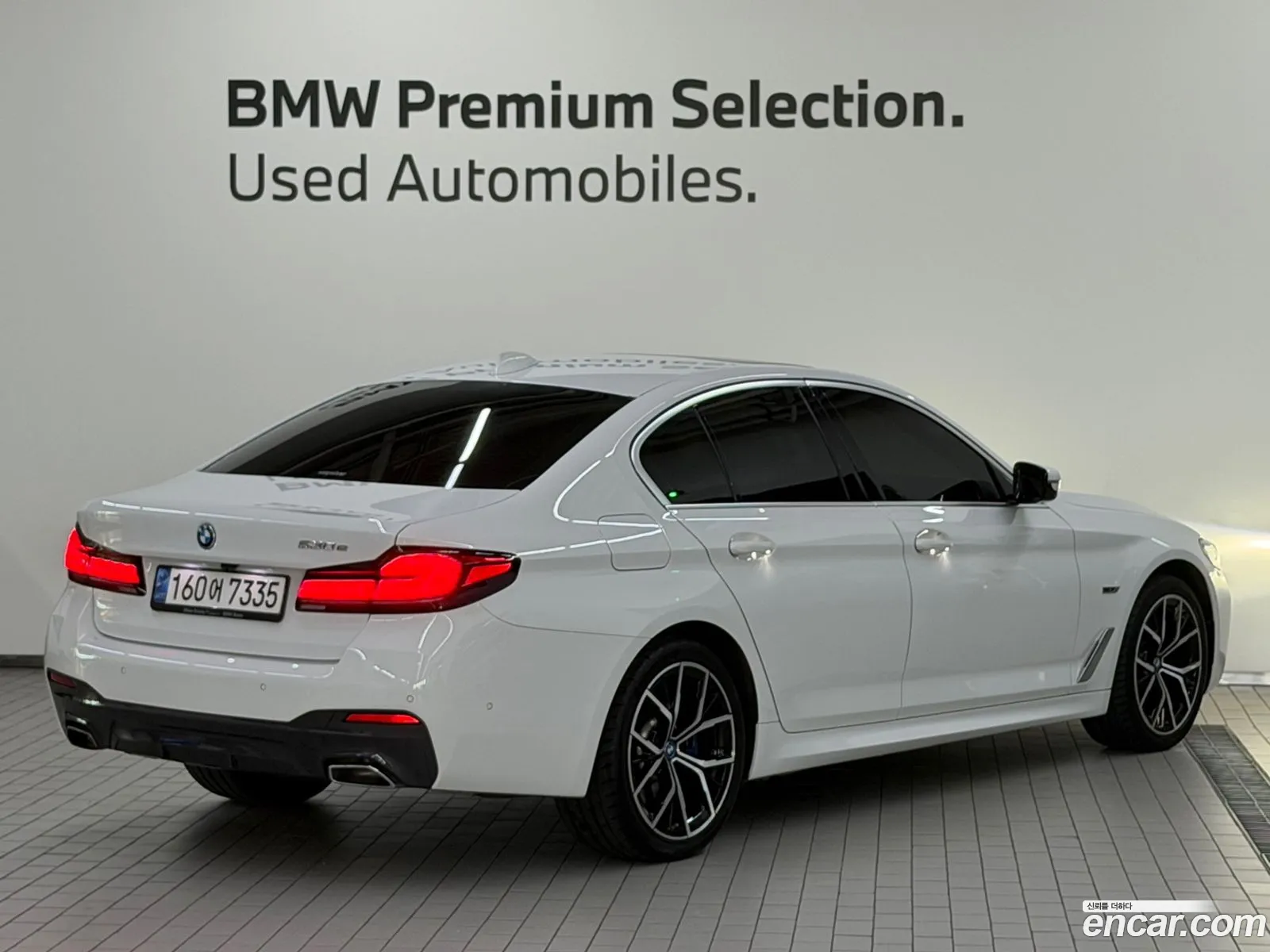 BMW 5 Series 2022 — 14