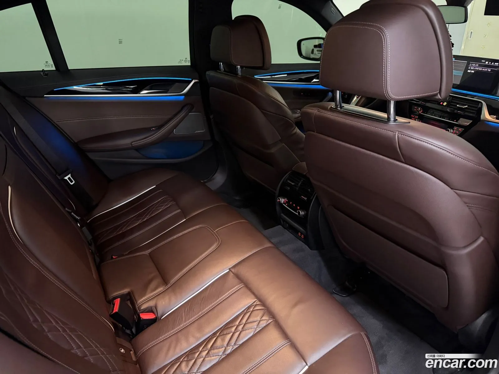 BMW 5 Series 2022 — 17