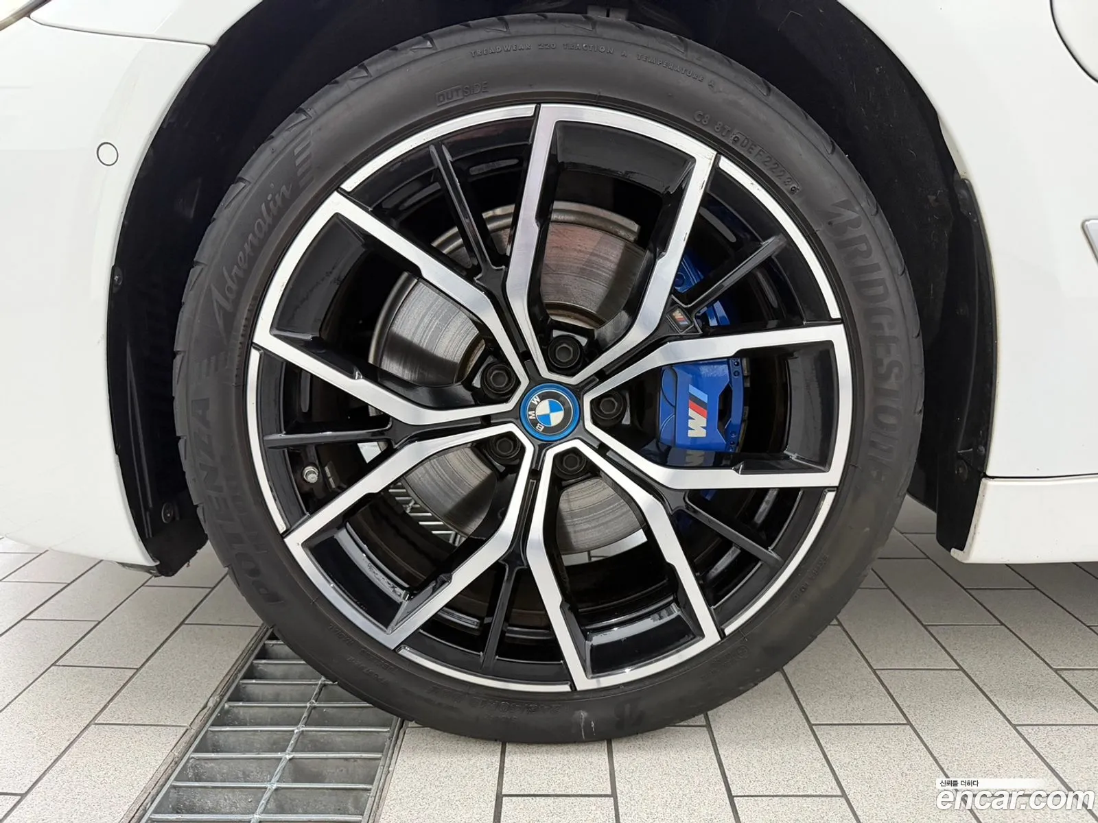 BMW 5 Series 2022 — 18