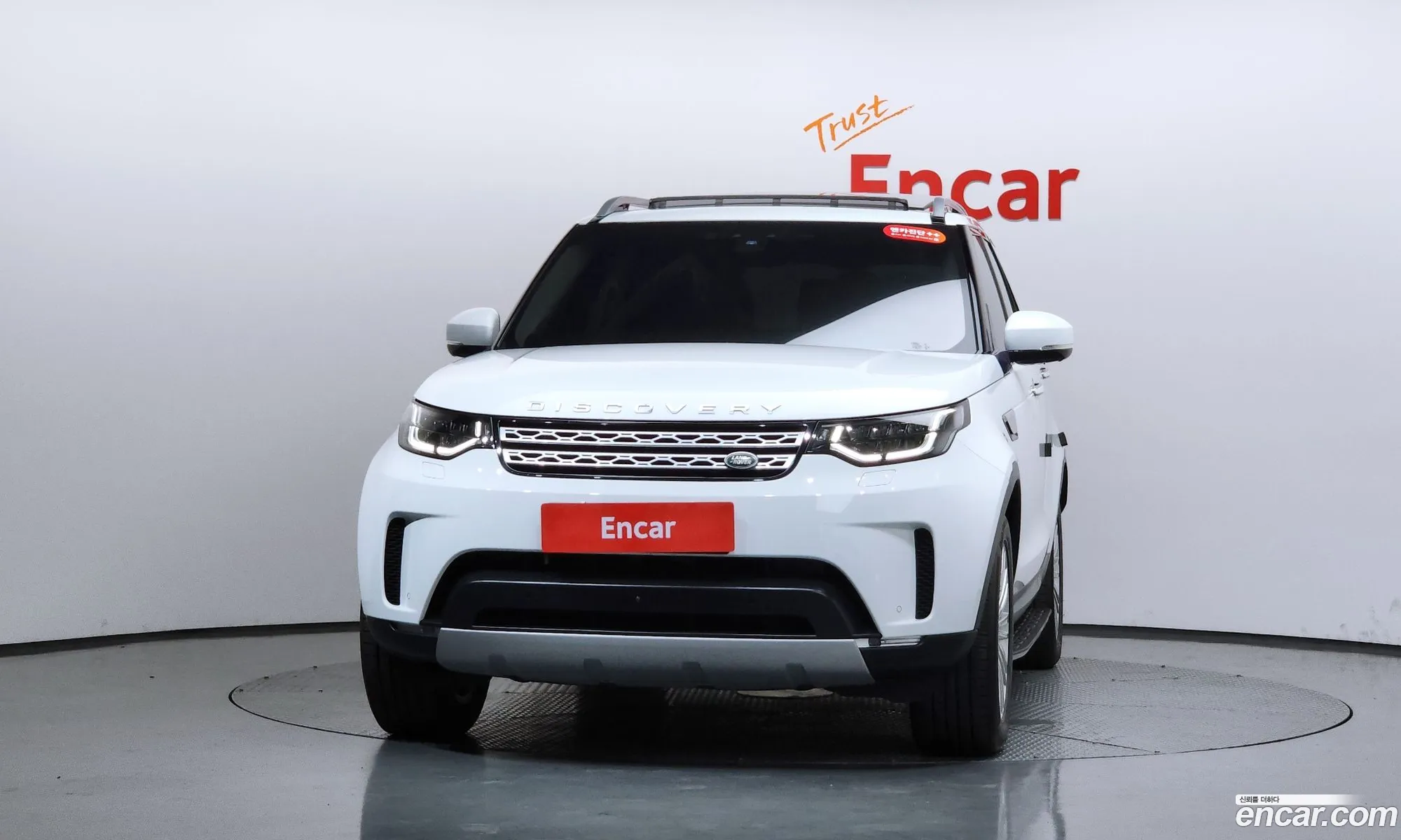 Land Rover Discovery 5 2018 SALRA2BK111111111 — 35