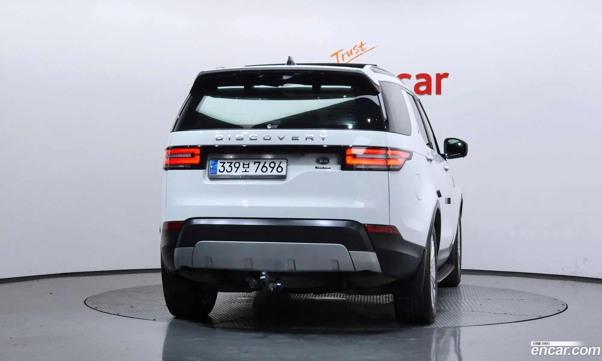 Land Rover Discovery 5 2018 SALRA2BK111111111 — 21