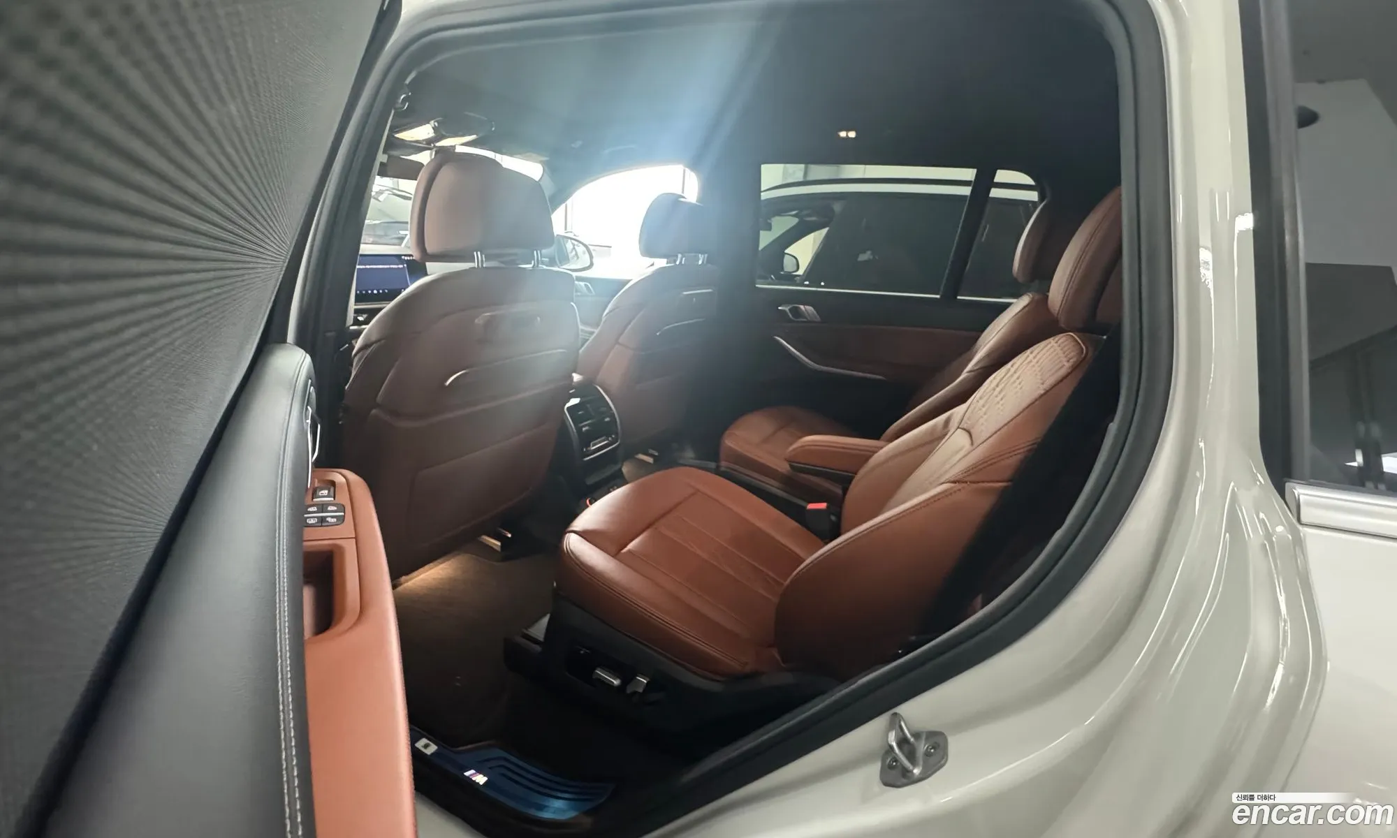 BMW X7 2025 — 18