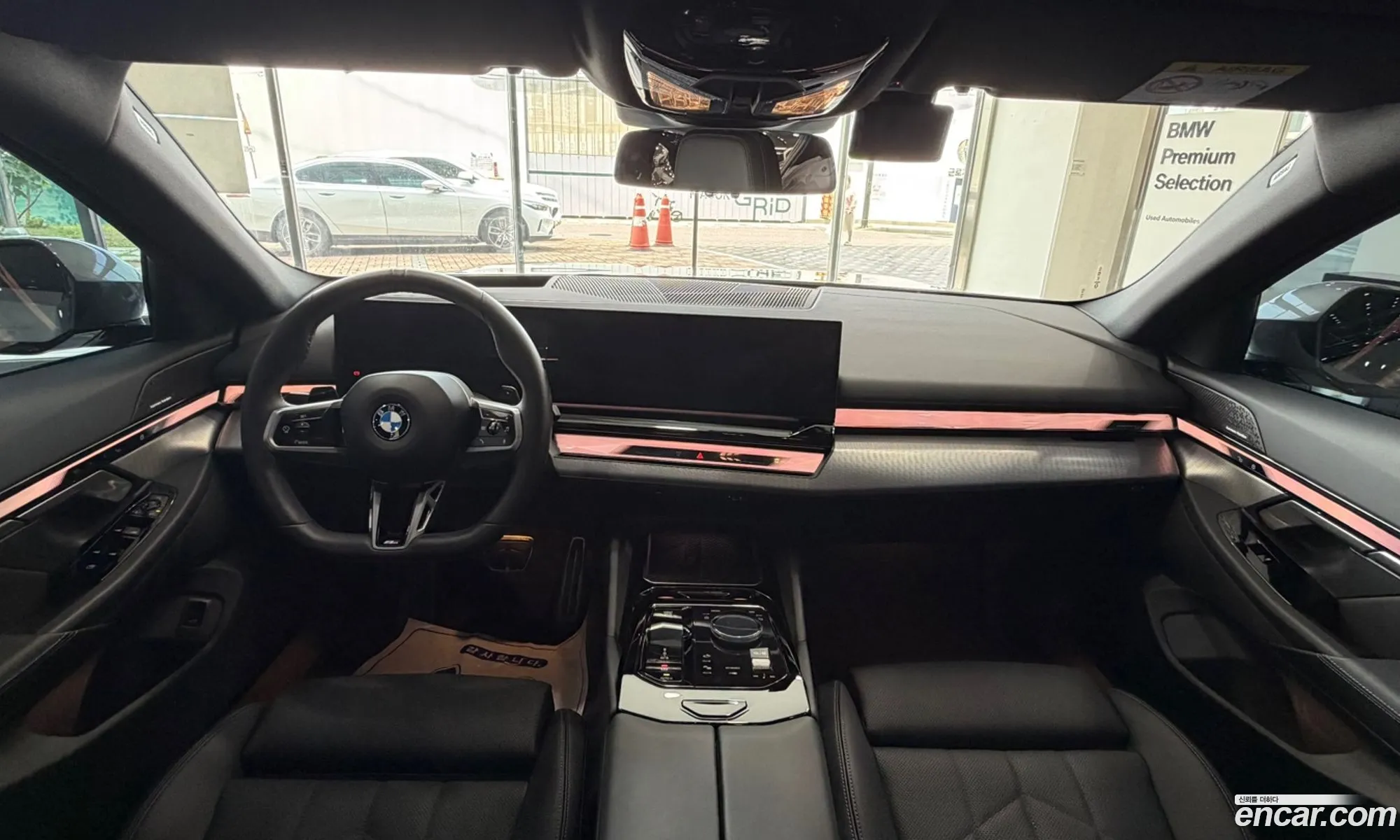 BMW 5 Series 2025 — 12