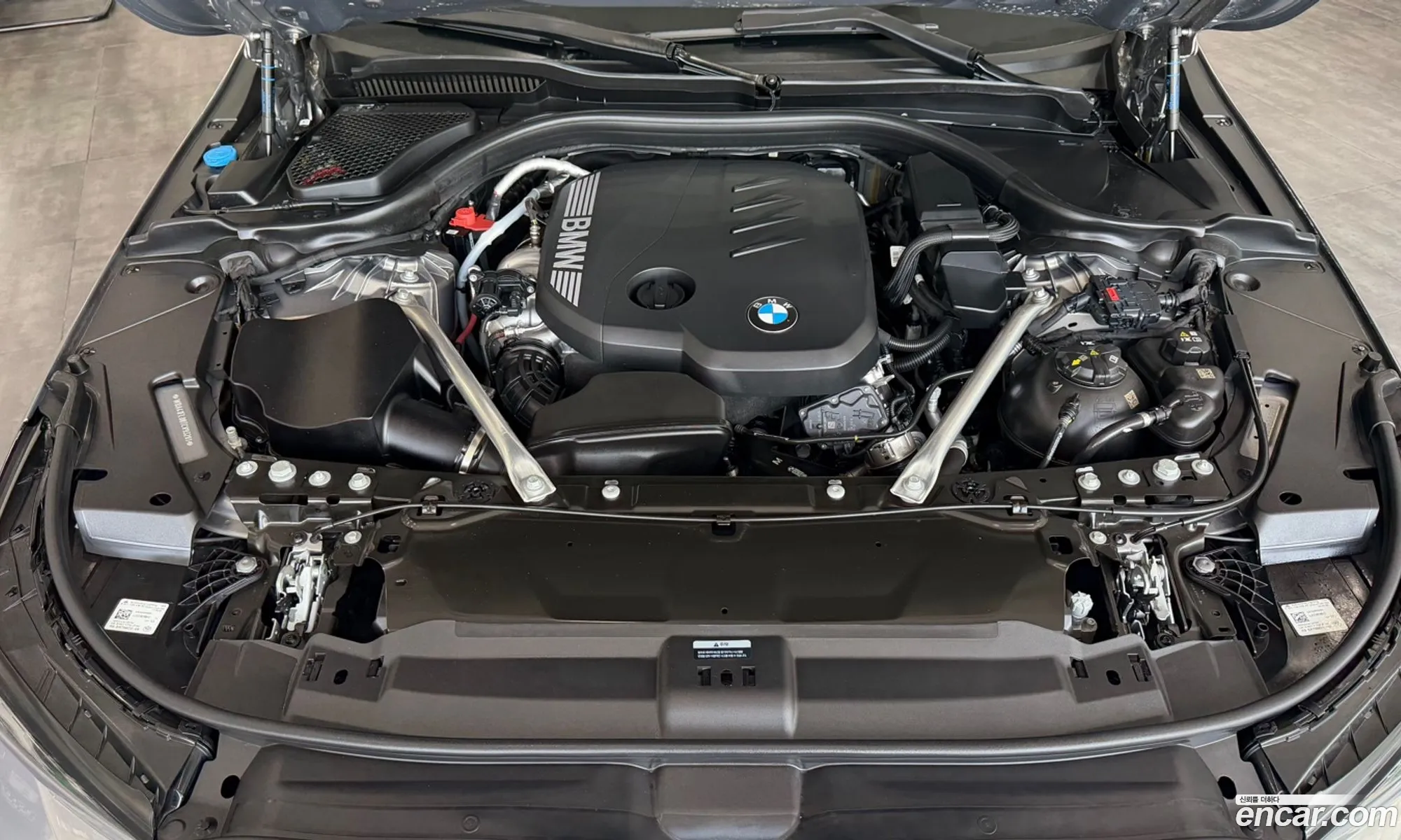BMW 5 Series 2025 — 7