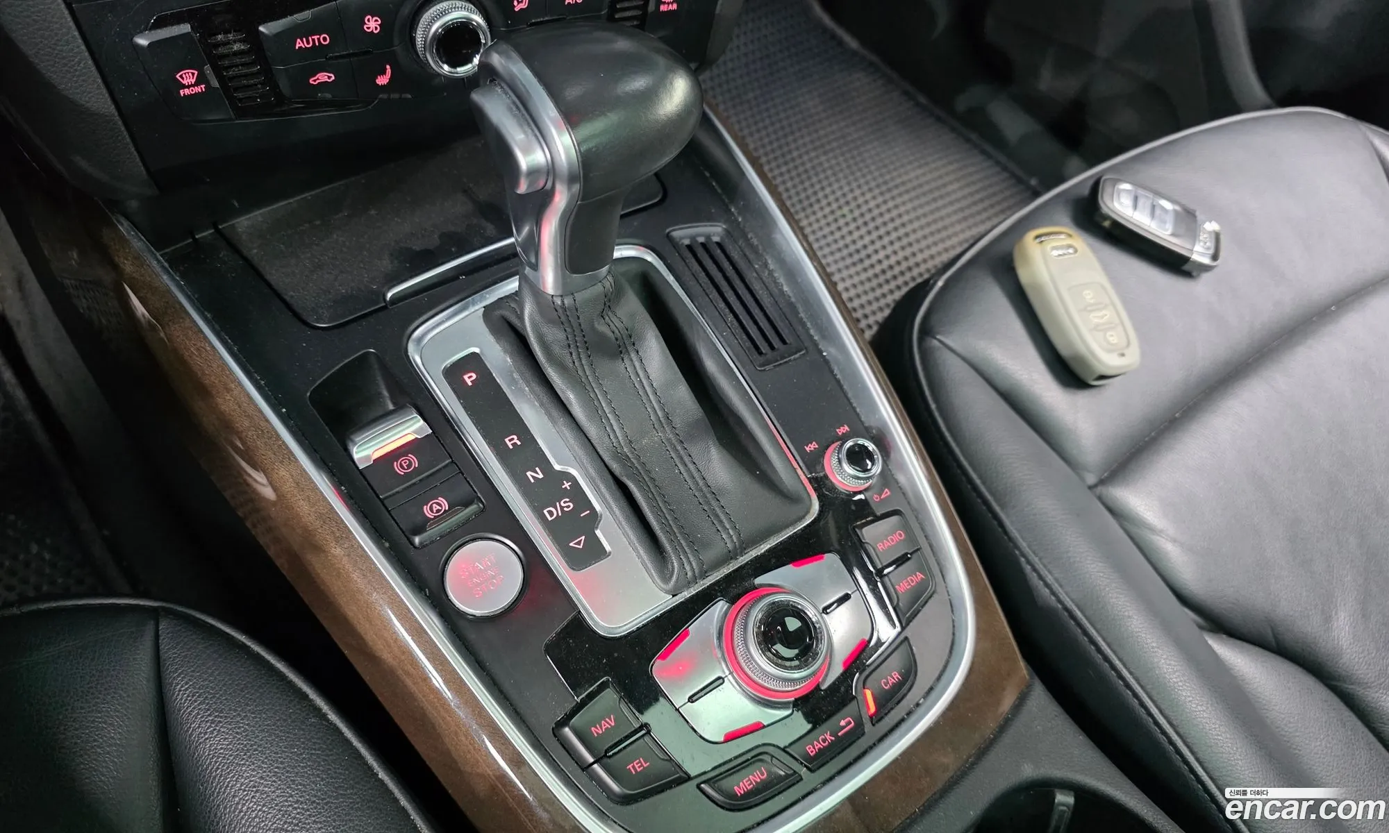 Audi Q5 2016 WAUZZZ8R4GA075287 — 4