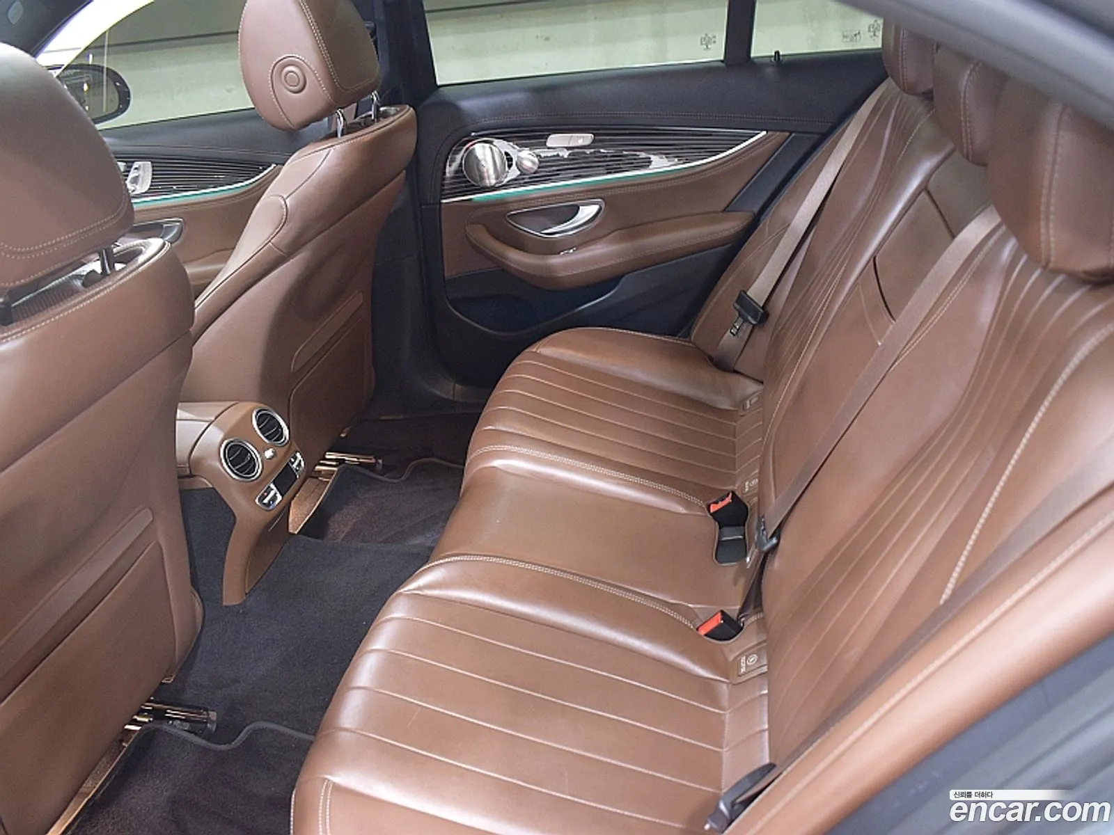 Mercedes-Benz E-Class W213 2021 — 16