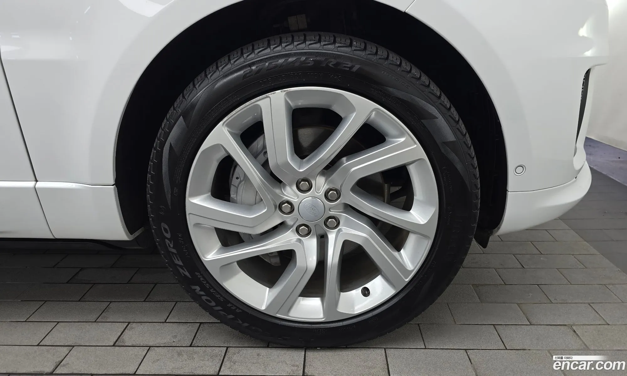 Land Rover Range Rover Sport 2022 — 16