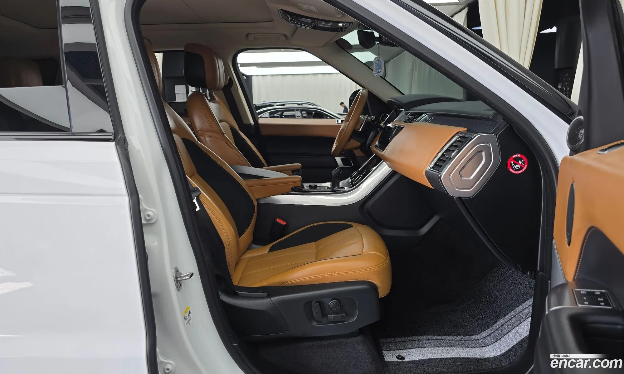 Land Rover Range Rover Sport 2022 — 17