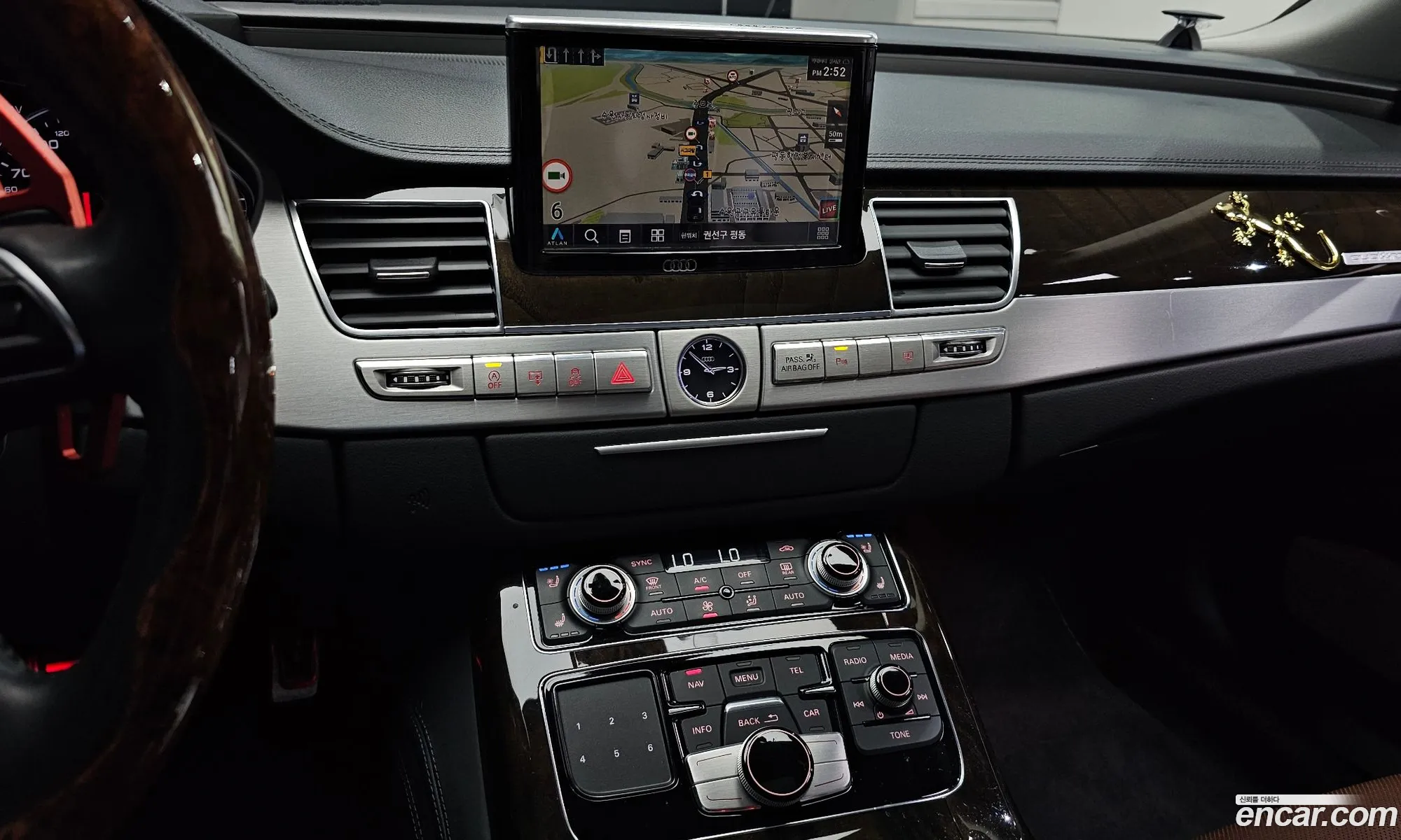 Audi A8 2015 WAUZZZ4H7FN007876 — 4