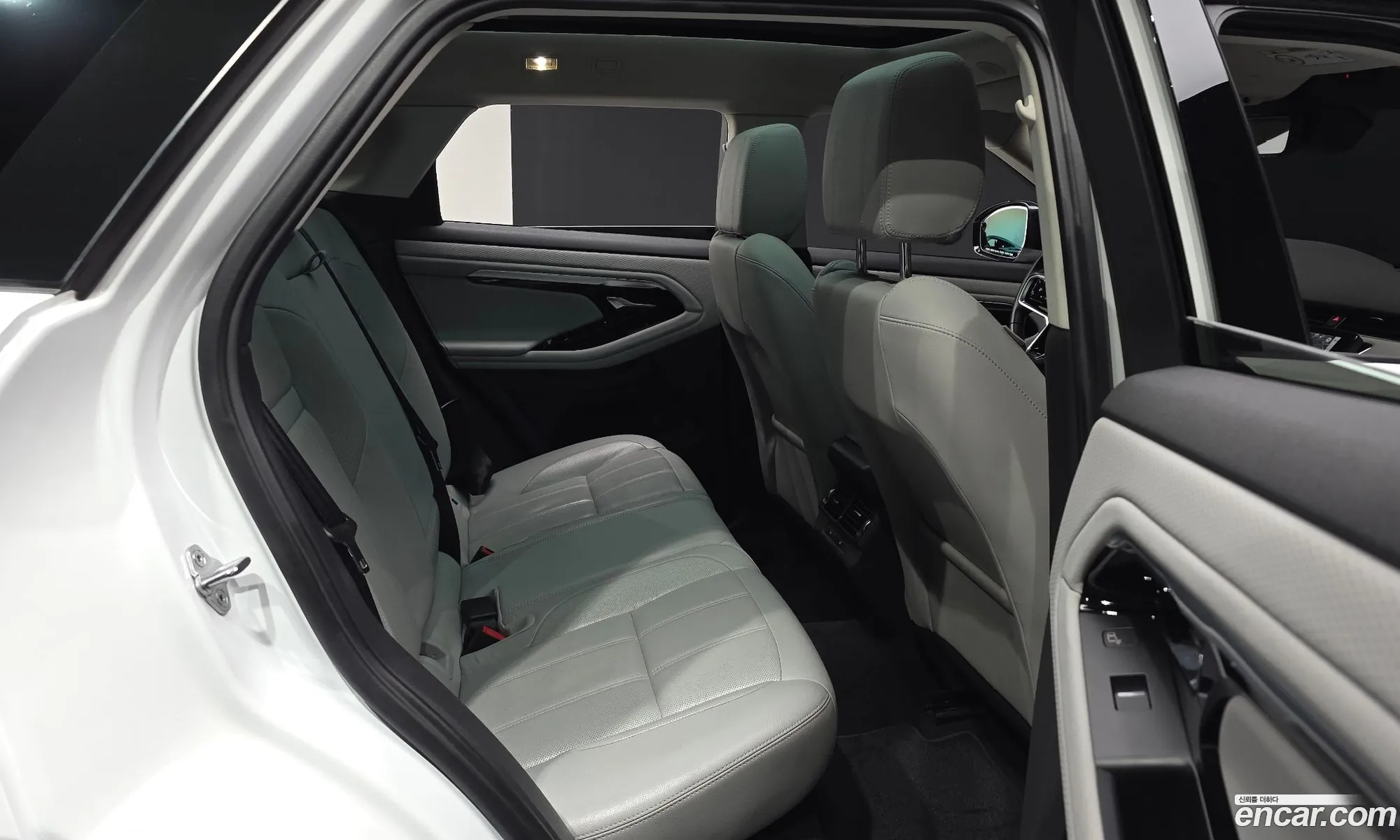 Land Rover Range Rover Evoque 2021 — 9