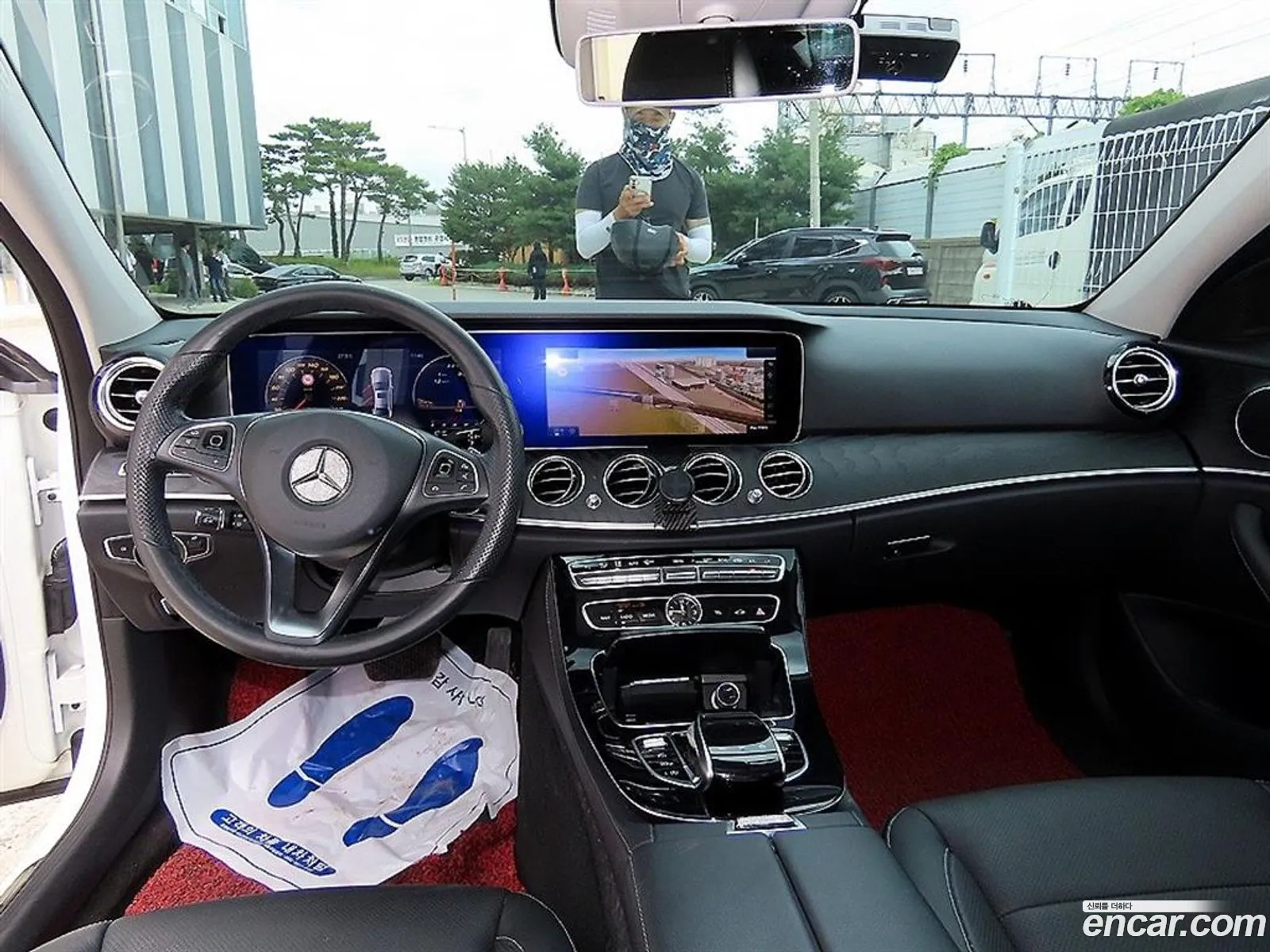 Mercedes-Benz E-Class W213 2017 — 11