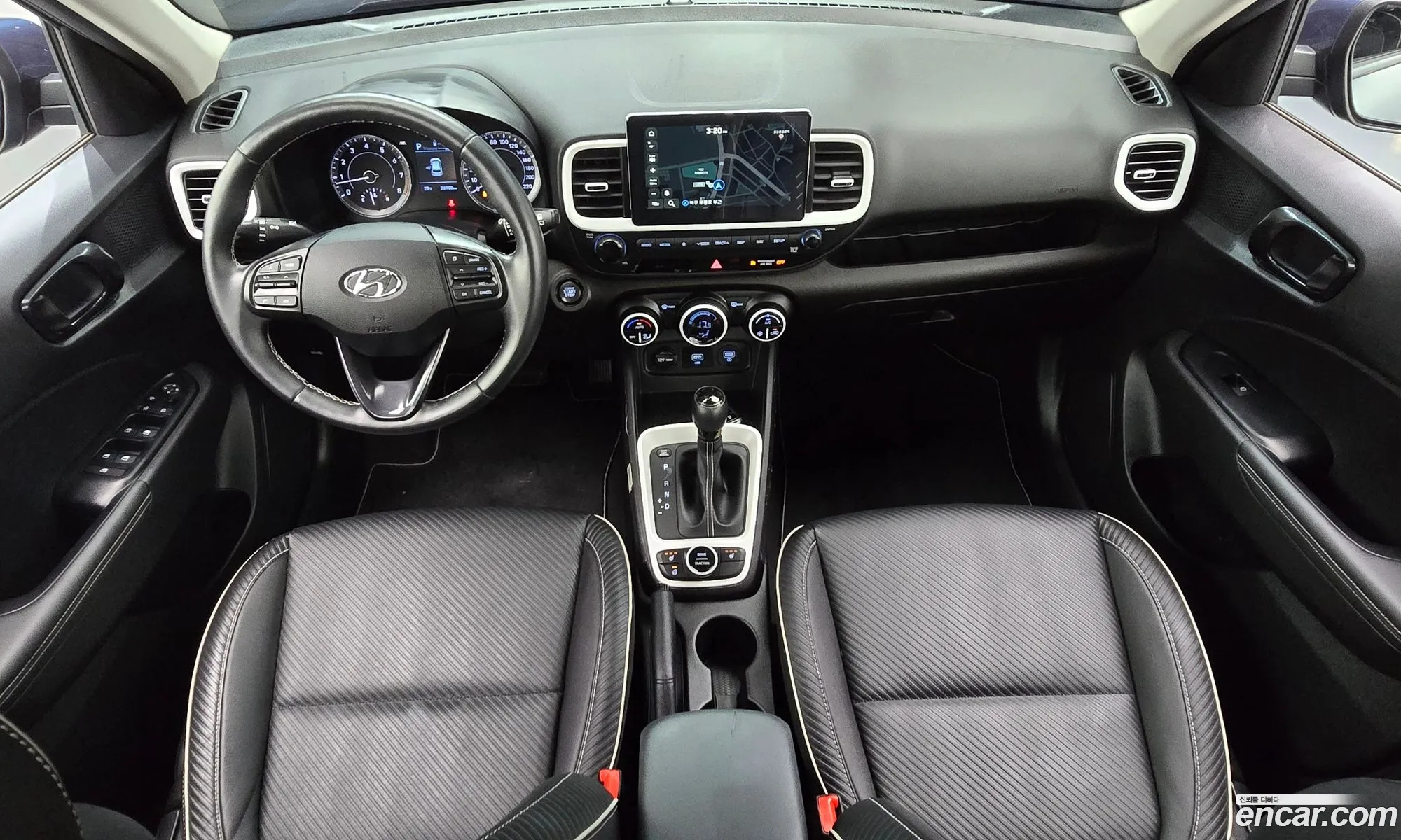 Hyundai Venue 2020 — 3