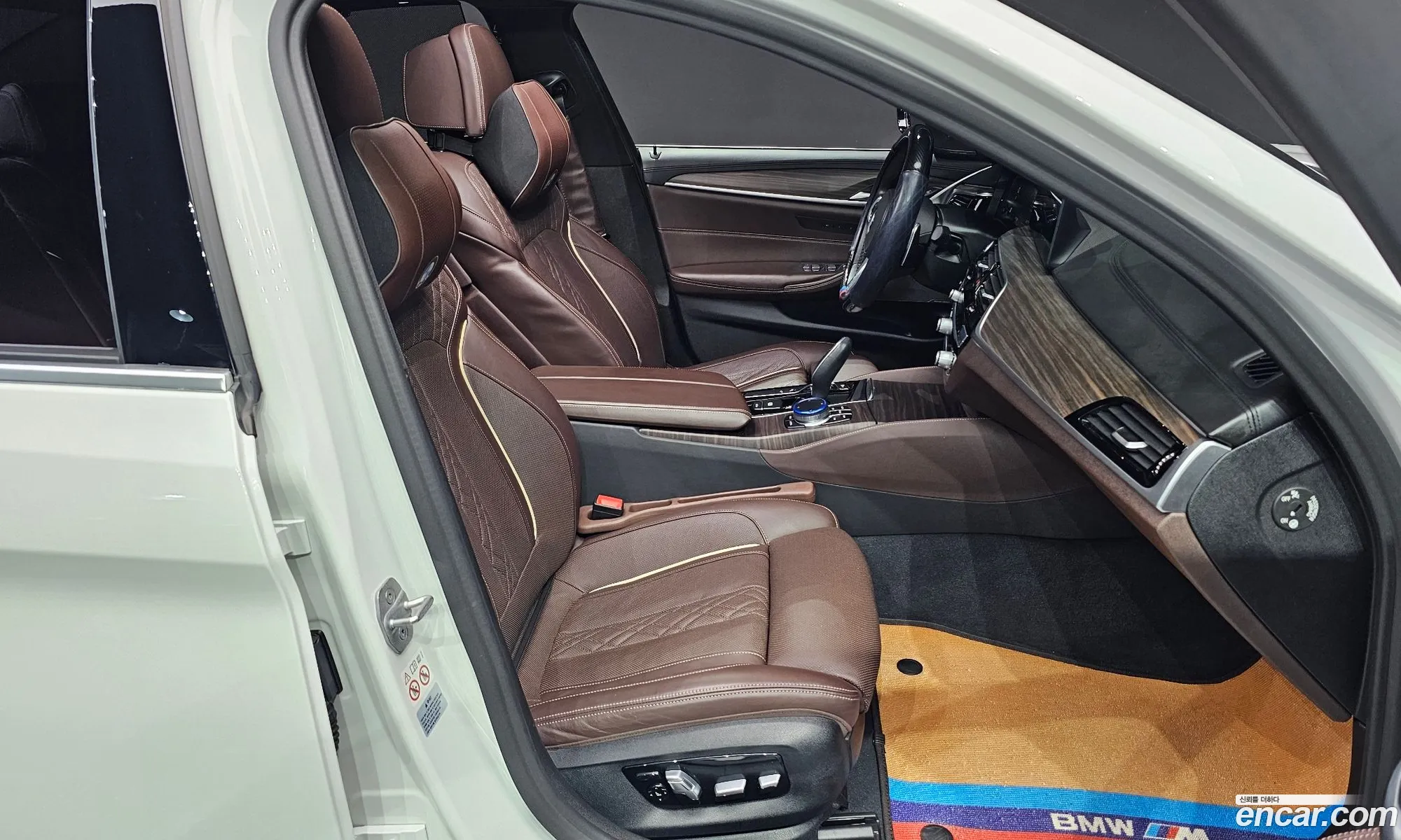 BMW 5 Series 2020 WBAJR5102LCE75884 — 11