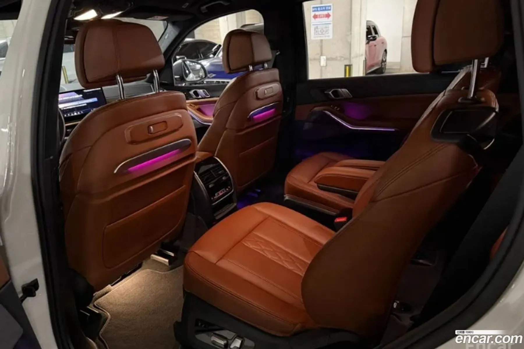 BMW X7 2025 — 7