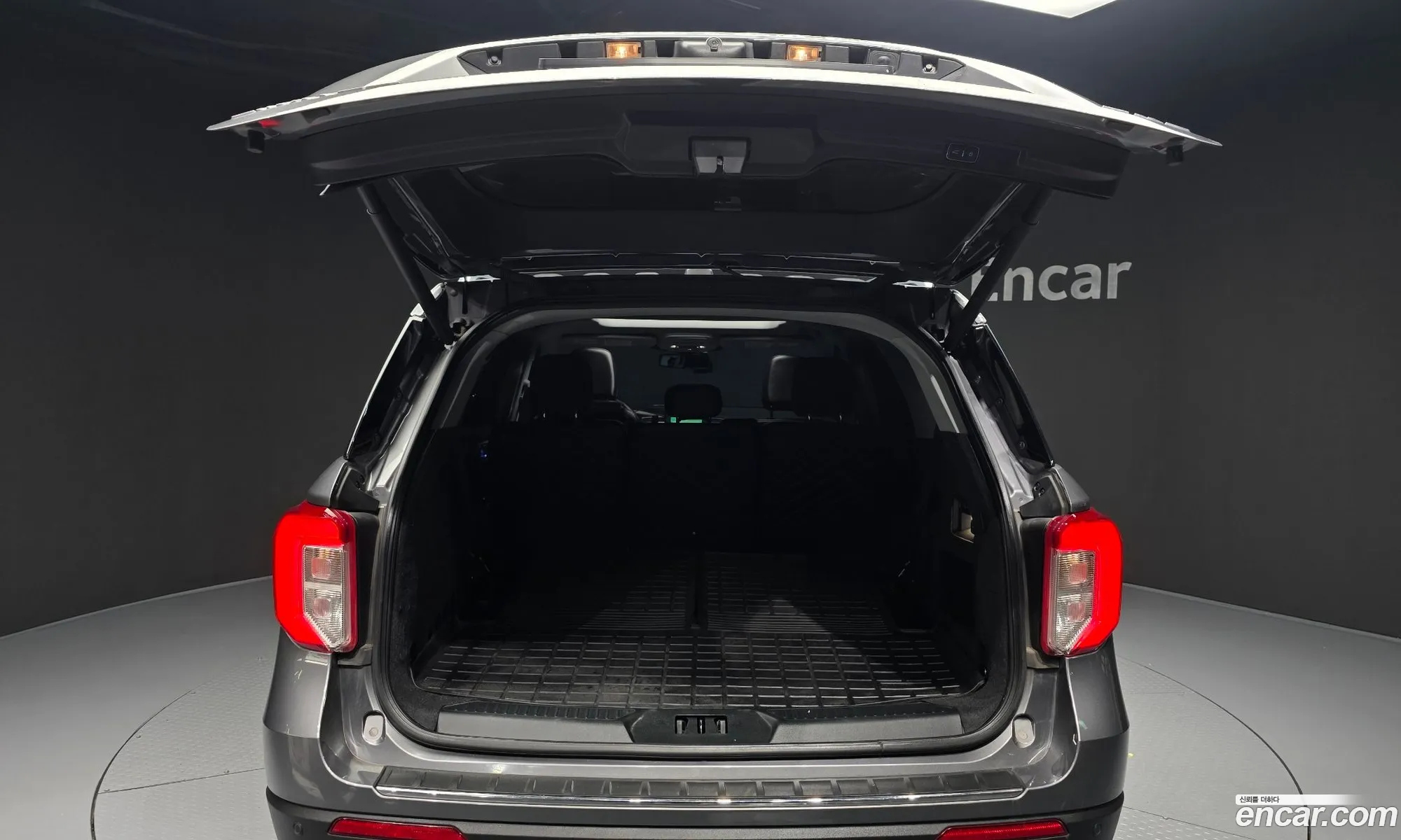 Ford Explorer 6th Gen 2021 1FMSK8FH7MGB26623 — 3
